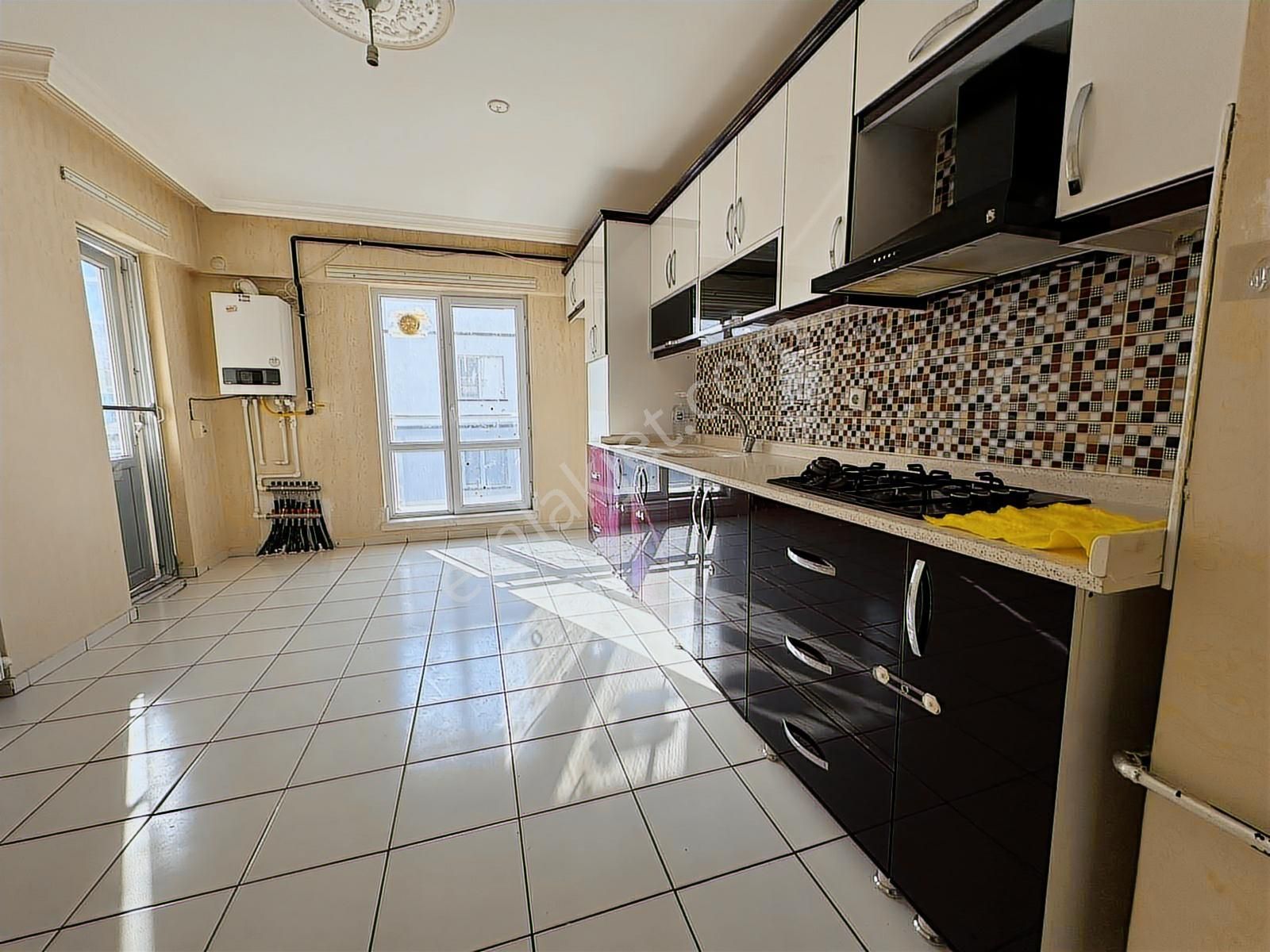 New Kent'den Cadde Üzerinde Mekezi Konumda 3+1 Katta Asansörlü ! - Görsel 28