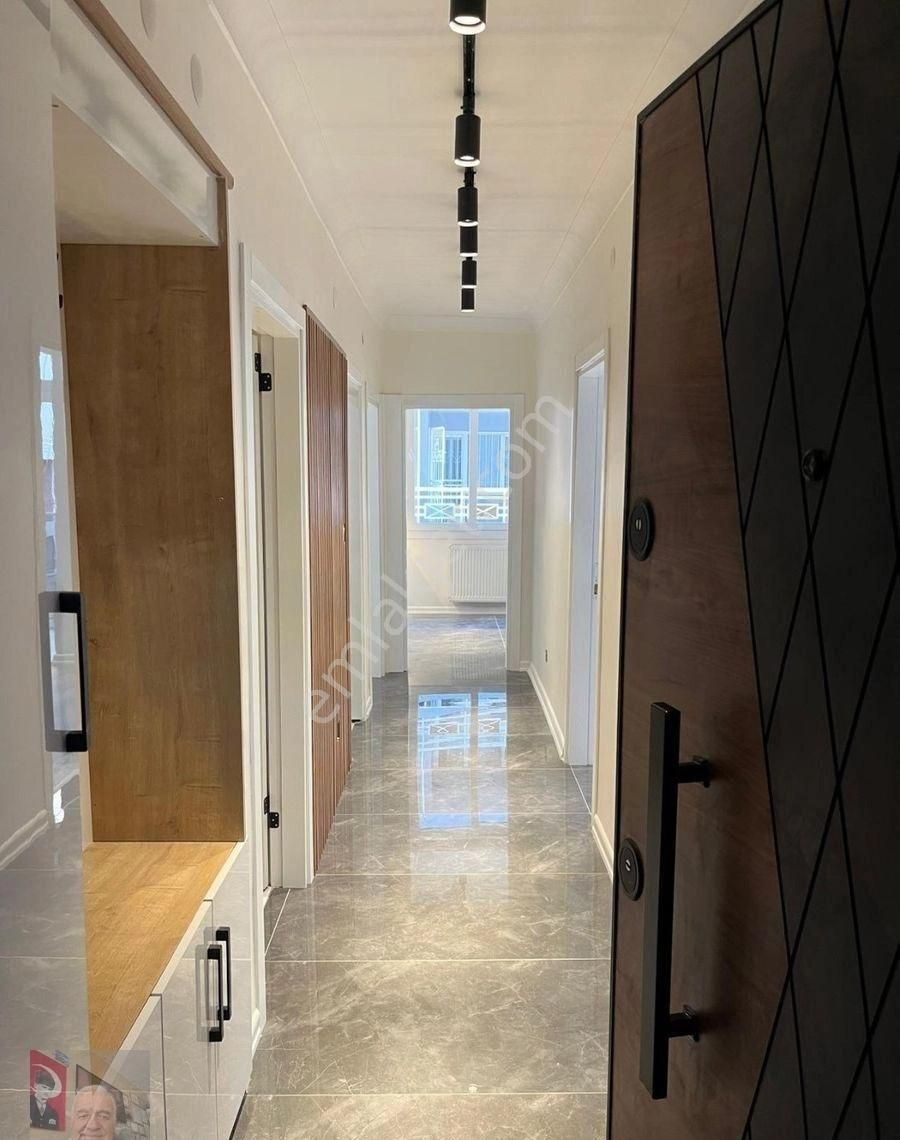 Kibar Mühit, Güzel Semt, Sosyal Zenginliği Olan Dairemiz Satışta - Görsel 2