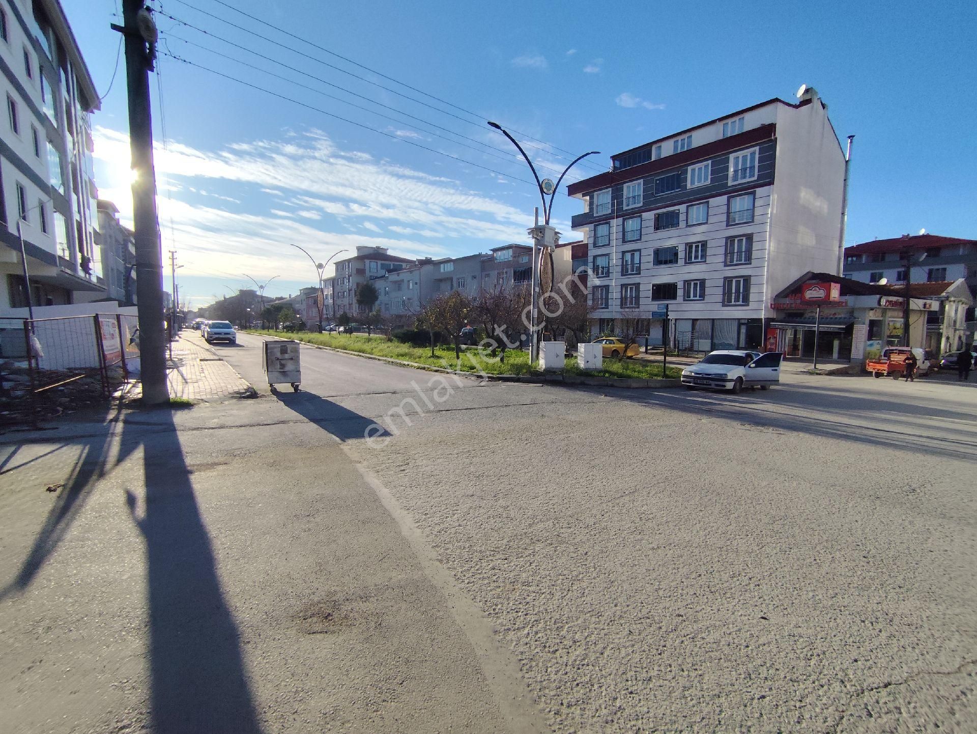 Remax Land'den Cadde Cephe Her Yere Yakın İki Katlı Dükkan - Görsel 5