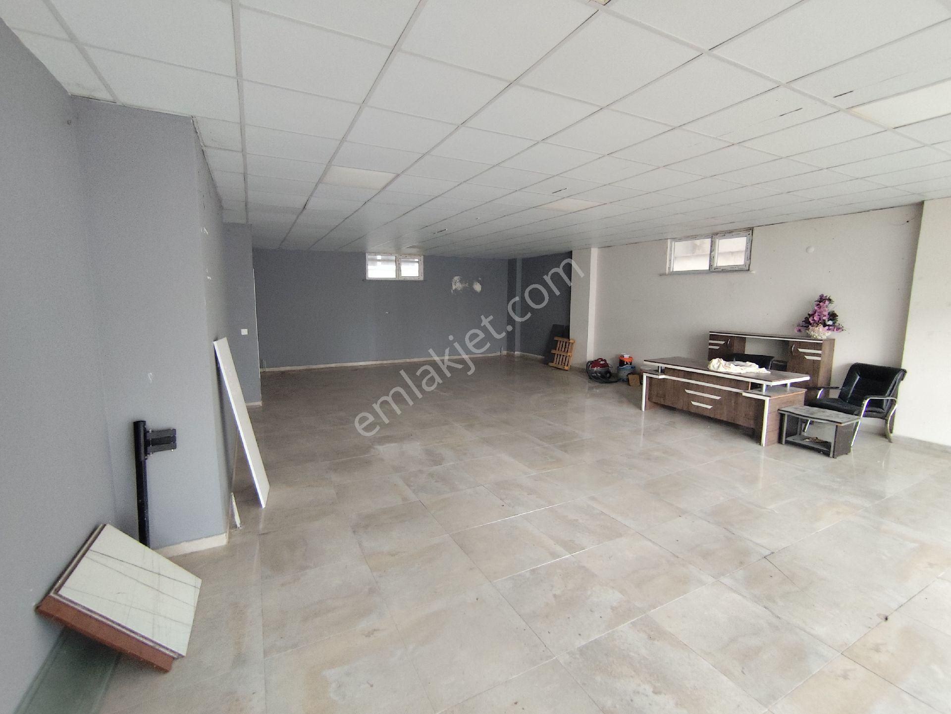 Remax Land'den Cadde Cephe Her Yere Yakın İki Katlı Dükkan - Görsel 9