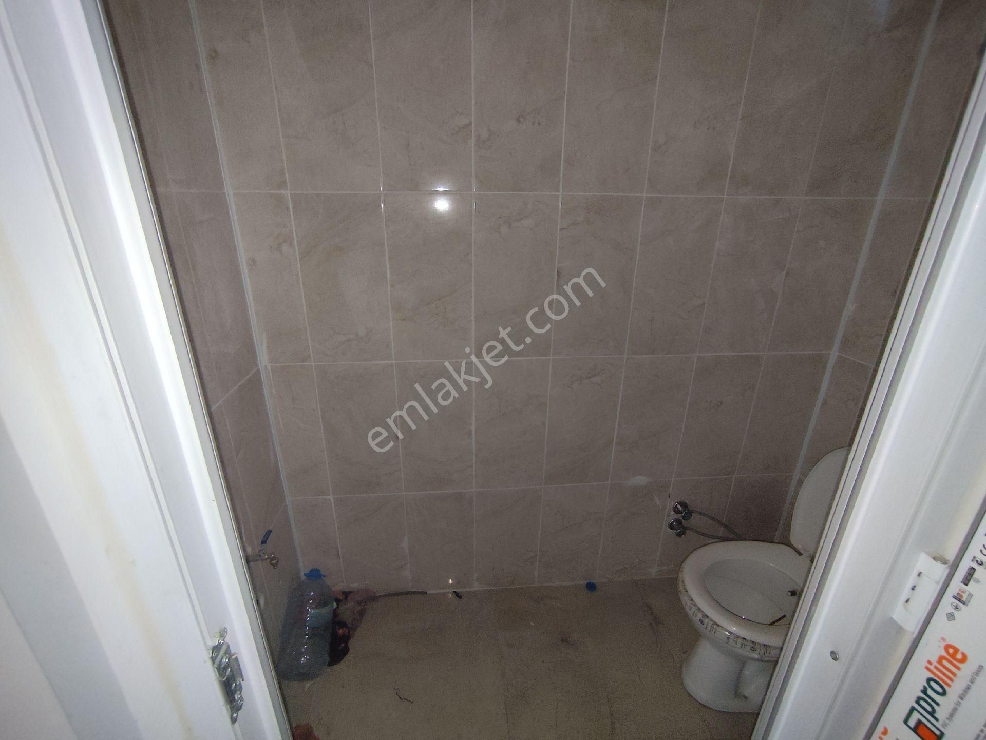 Remax Land'den Cadde Cephe Her Yere Yakın İki Katlı Dükkan - Görsel 15