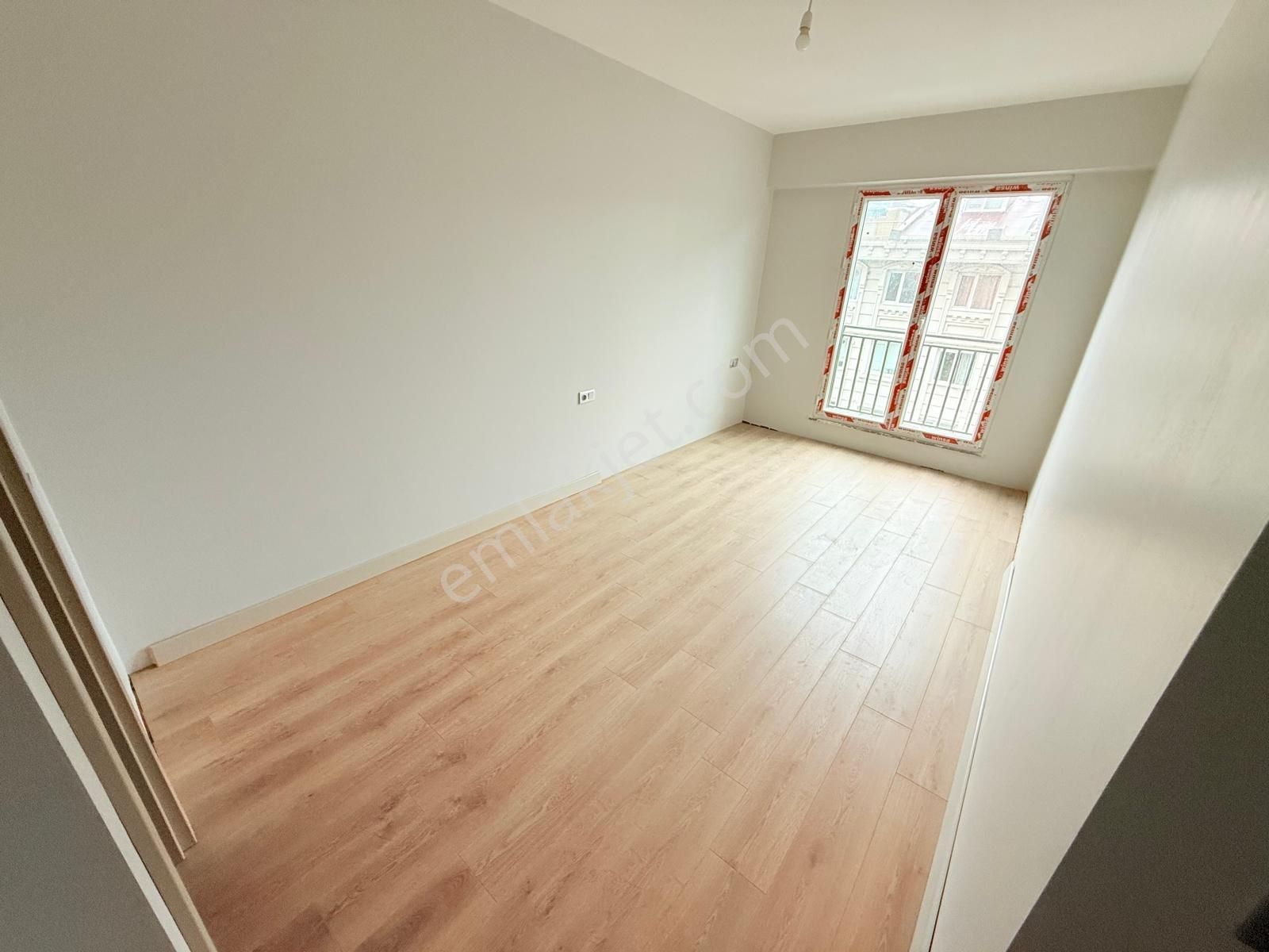 Pusula İnş.tan Ugurmumcu Mah Sitede Lux 120m2 2+1 3kat Daire - Görsel 7