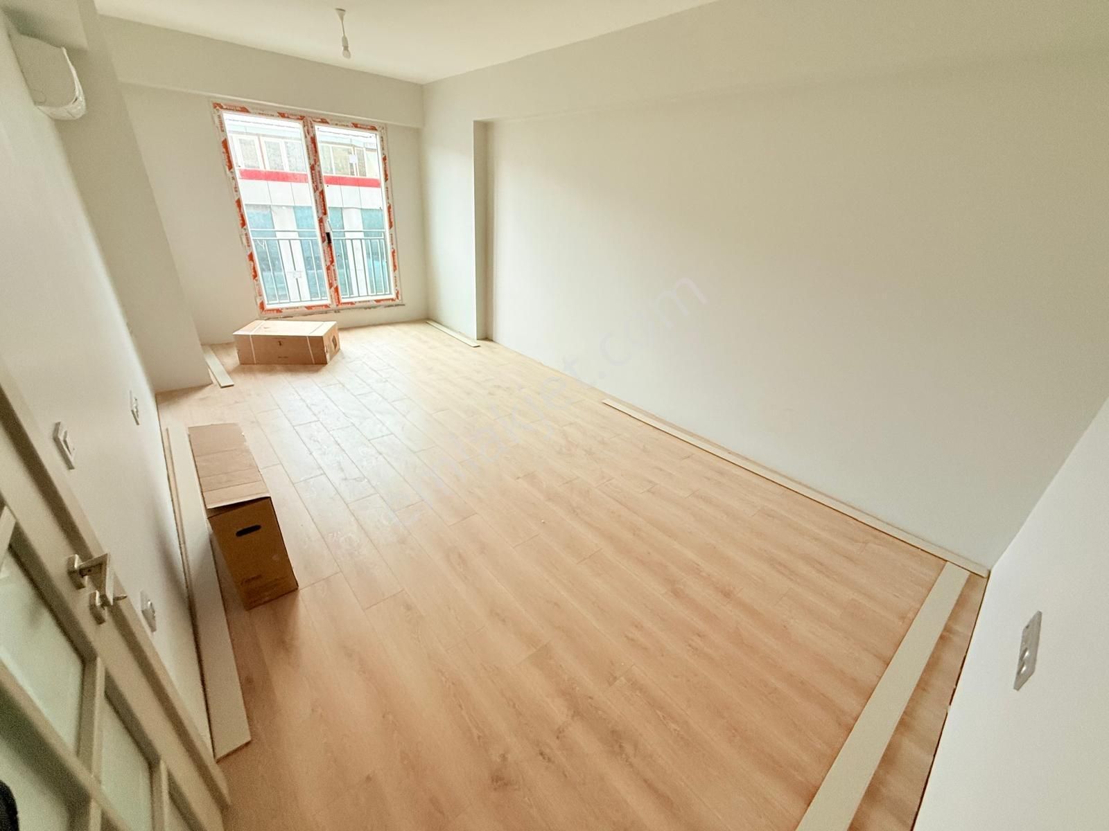 Pusula İnş.tan Ugurmumcu Mah Sitede Lux 120m2 2+1 3kat Daire - Görsel 30