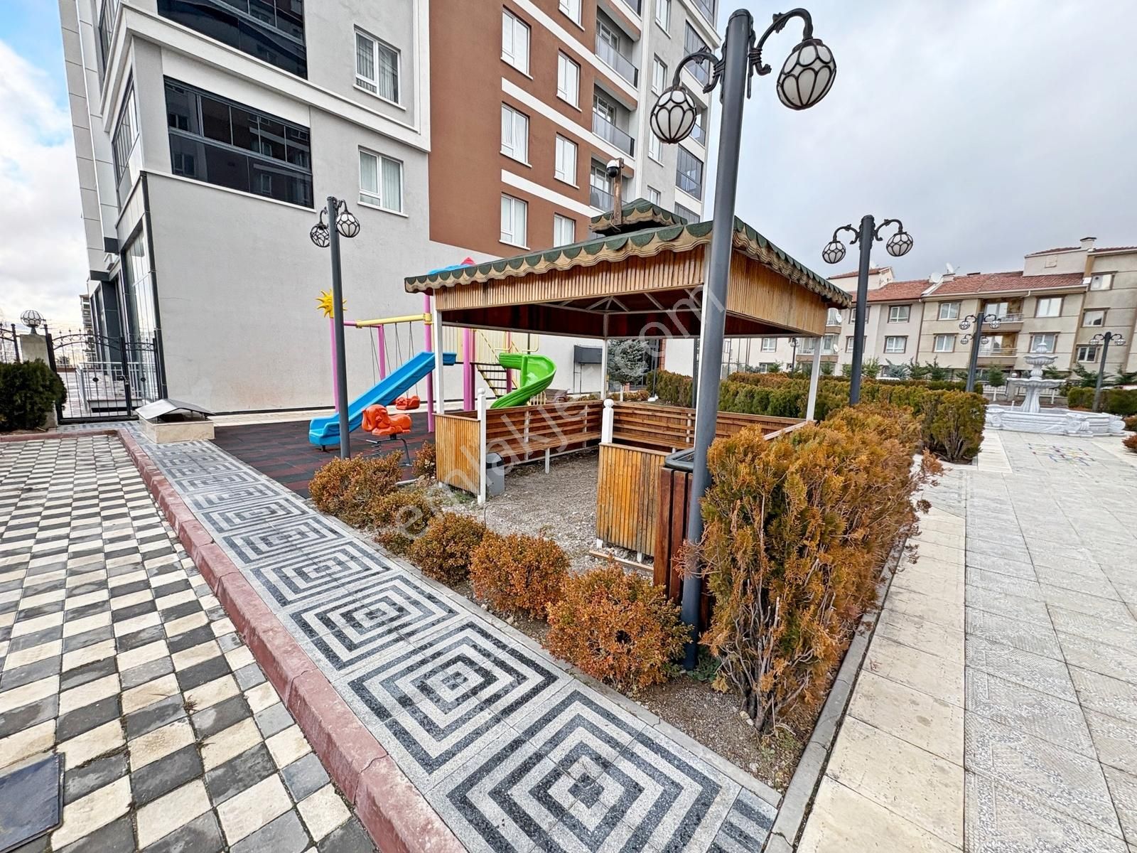 4+1 10.kat Çift Bloklu Site İçerisinde Teras Balkonlu Ebeven B. - Görsel 35