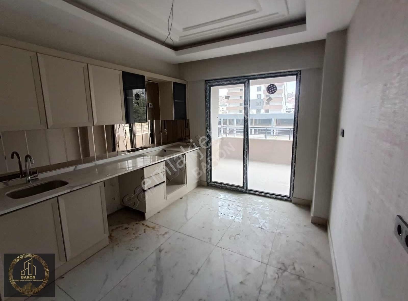 Baron Dan Liv Hastane Civarında Sıfır 2+1