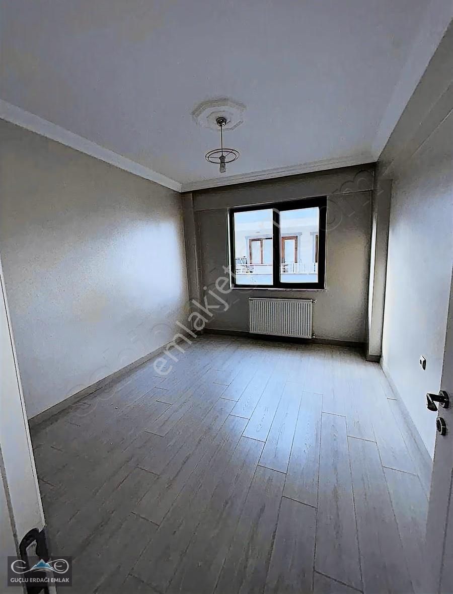 Denize Millet Bahçesine Yakın İsmet Paşa Mah 3+1 Asansörlü - Görsel 12