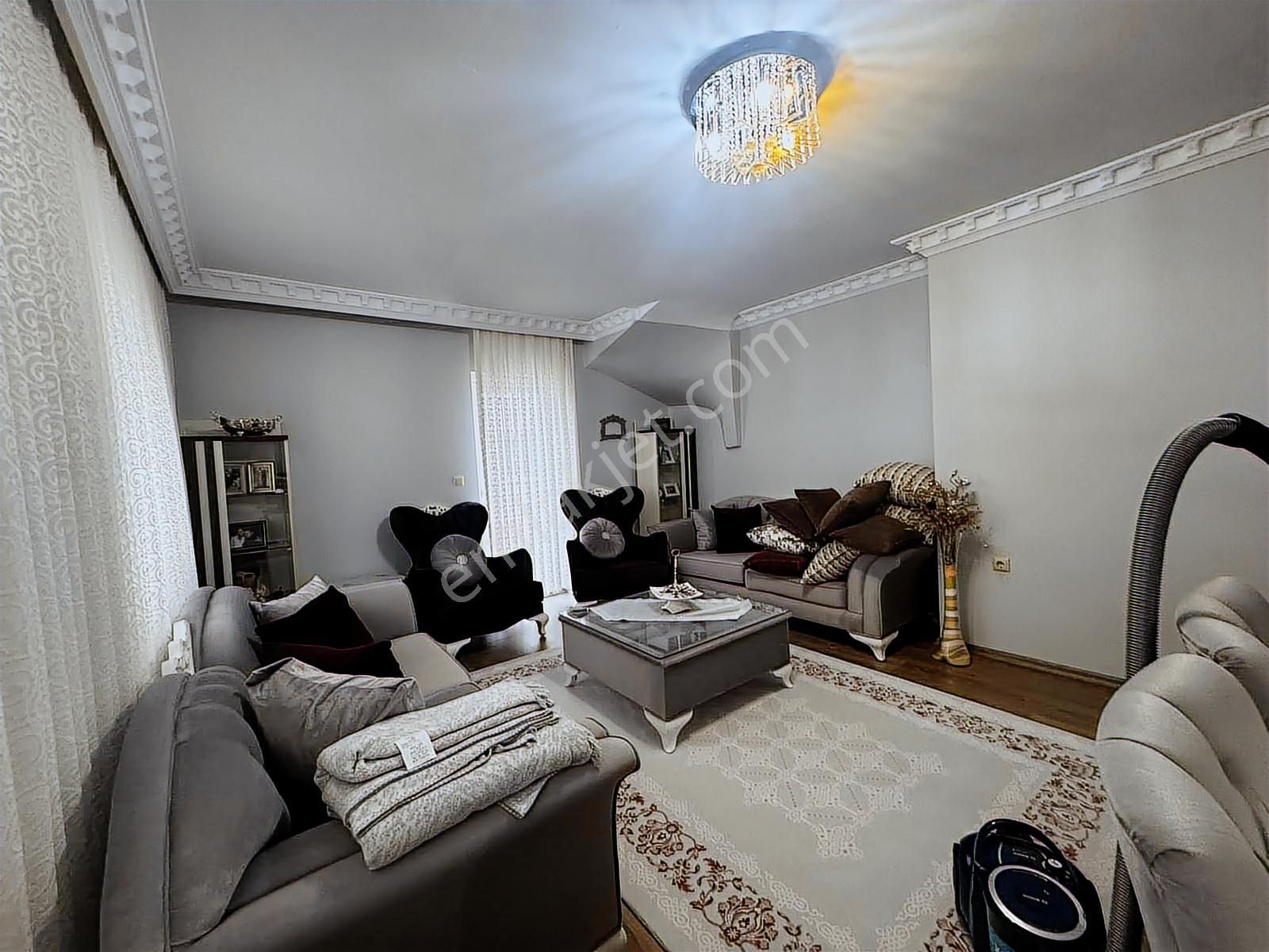 Turyap 'tan Türközün'de 4+1 160m² 3.kat Kombili Dubleks Daire - Görsel 9