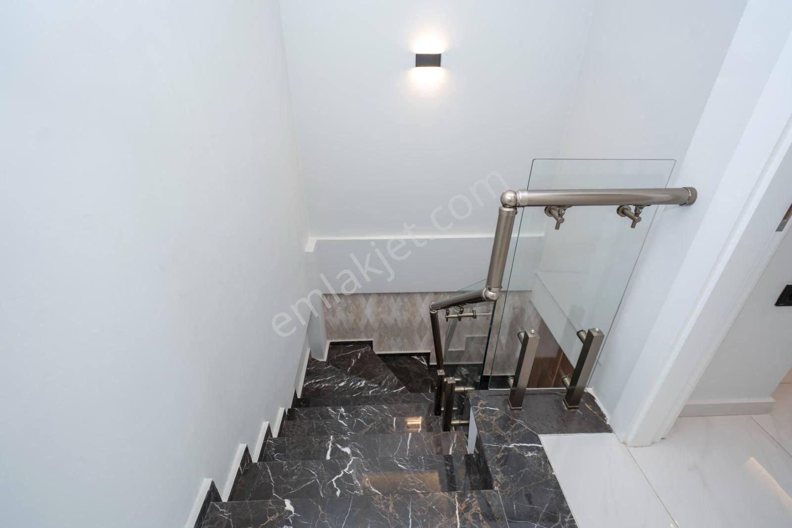 Deniz Yakınında Lüks Dubleks Penthouse - Görsel 22