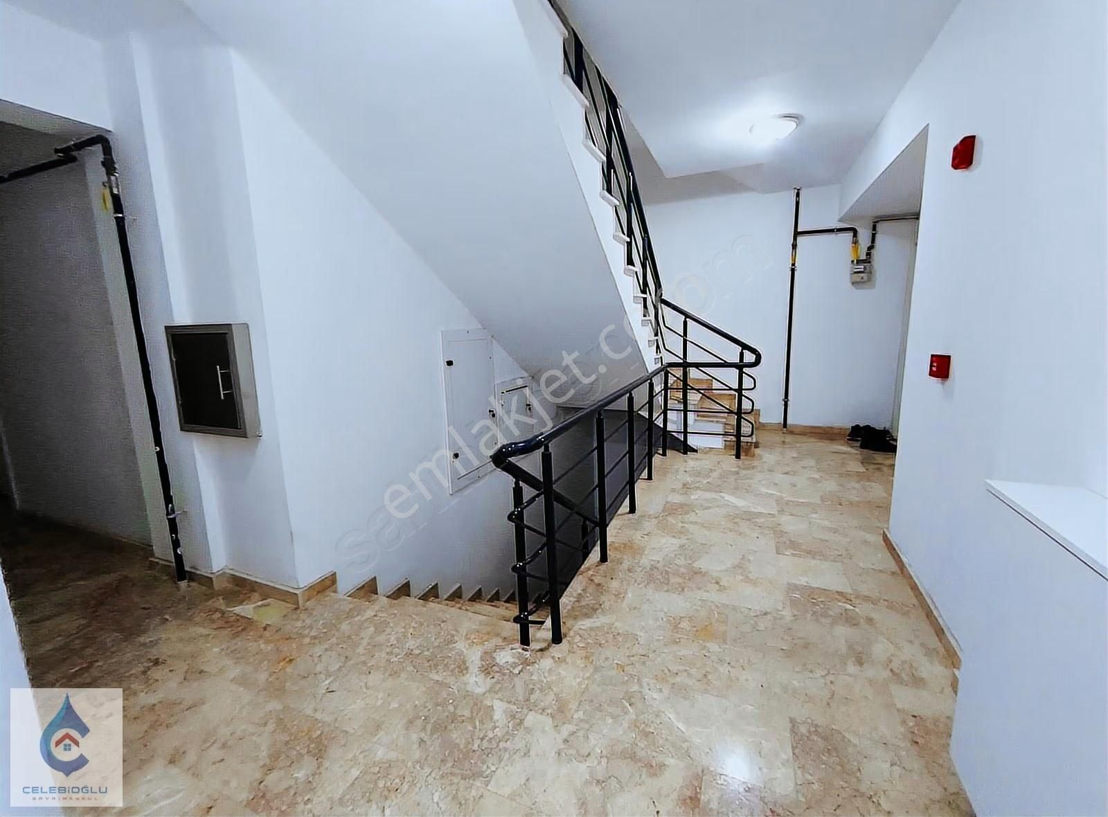 Çayırova Atatürk Mah. Aksu Yaşam ' Da 2+1 Satılık Daire