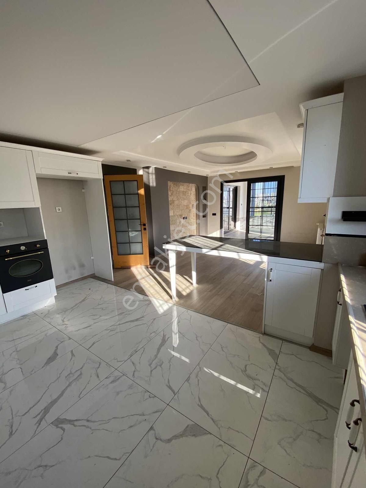 Gürselpaşada Havuzlu Sitede 220 M² 4+1 Lüks Daire - Görsel 14