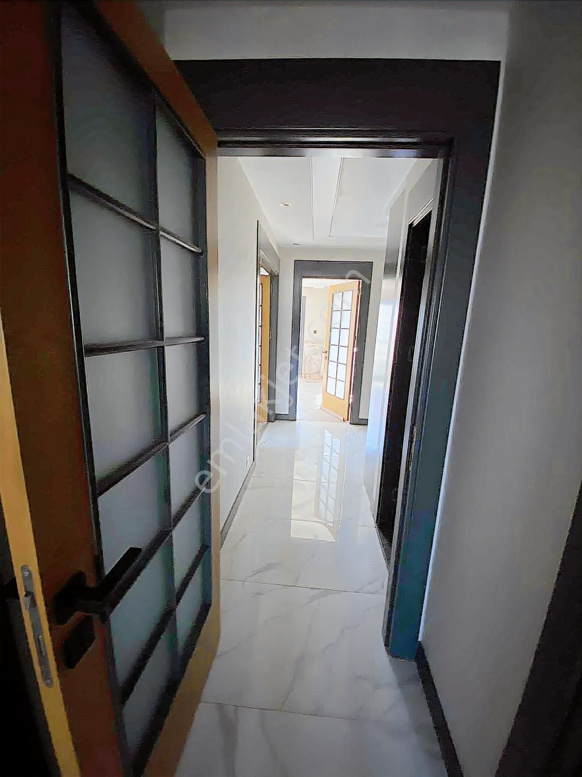 Gürselpaşada Havuzlu Sitede 220 M² 4+1 Lüks Daire - Görsel 3