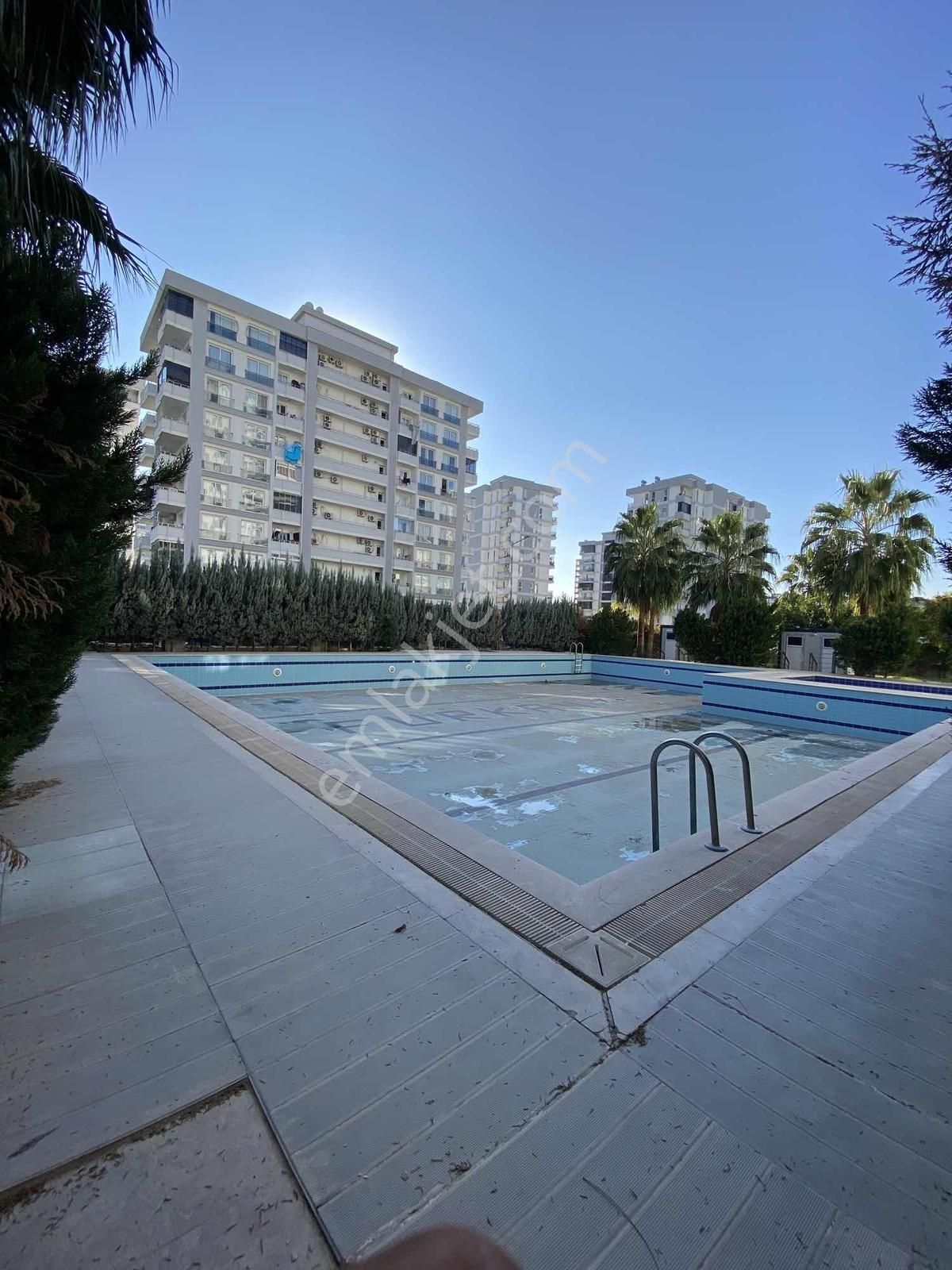 Gürselpaşada Havuzlu Sitede 220 M² 4+1 Lüks Daire - Görsel 33