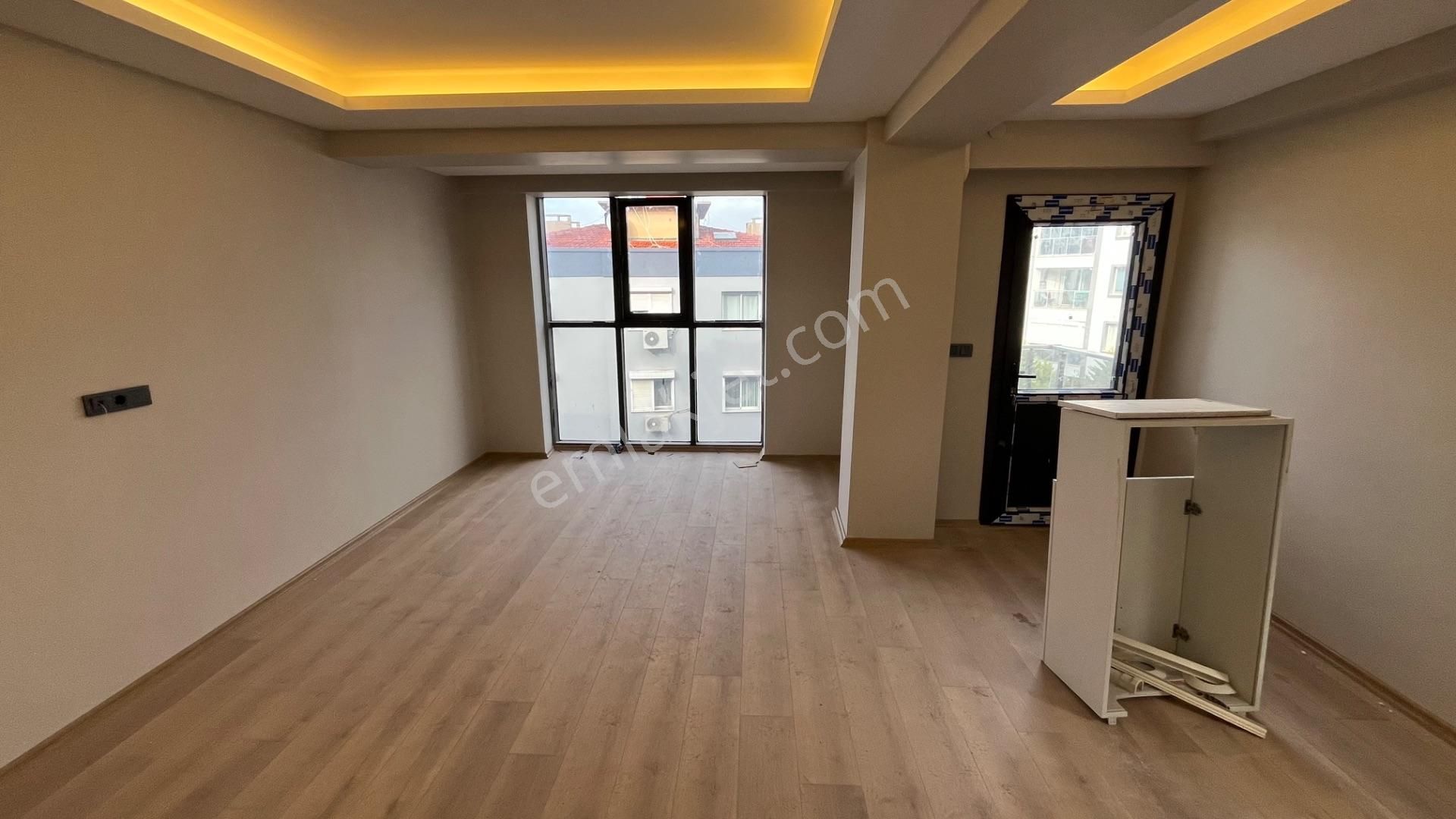 İzmir, Muammer Akar'da Düz Ayak, Ara Kat Sıfır Daire - Görsel 2