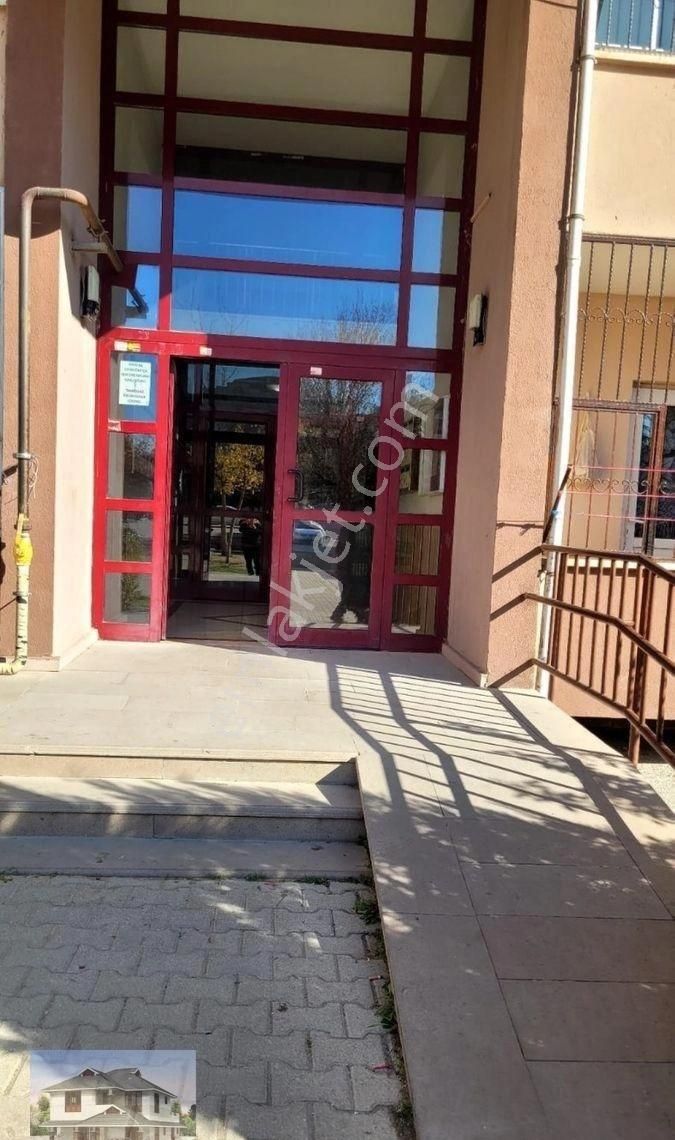 Genç Emlaktan Gültepe Tokilerde 2+1 Full Yapılı Kiralık - Görsel 13