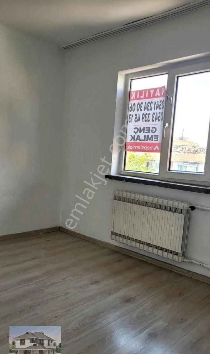 Genç Emlaktan Örnek Mahallesinin En Nezih Apartmanında 2+1 Kiralık - Görsel 21