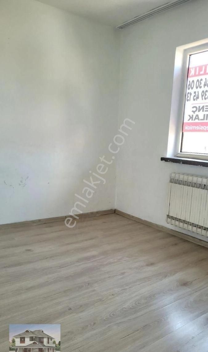 Genç Emlaktan Örnek Mahallesinin En Nezih Apartmanında 2+1 Kiralık - Görsel 3