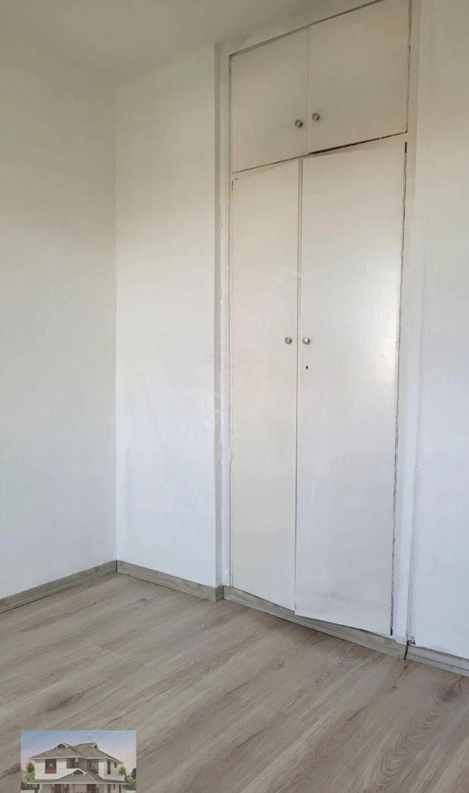 Genç Emlaktan Örnek Mahallesinin En Nezih Apartmanında 2+1 Kiralık - Görsel 22