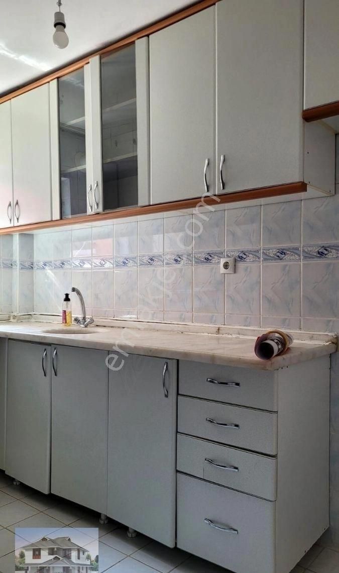 Genç Emlaktan Örnek Mahallesinin En Nezih Apartmanında 2+1 Kiralık - Görsel 20