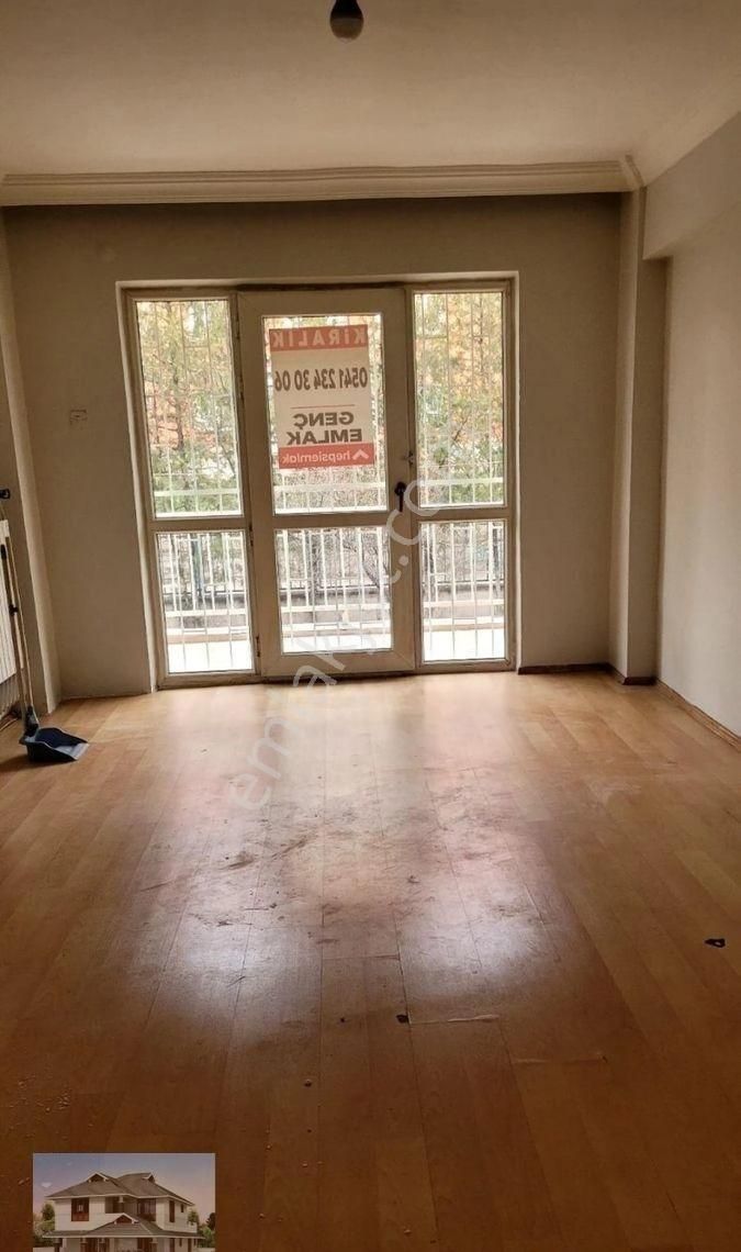 Genç Emlaktan Örnek En Nezih En Merkezi Konumunda Ful Yapılı Kiralık Daire - Görsel 7