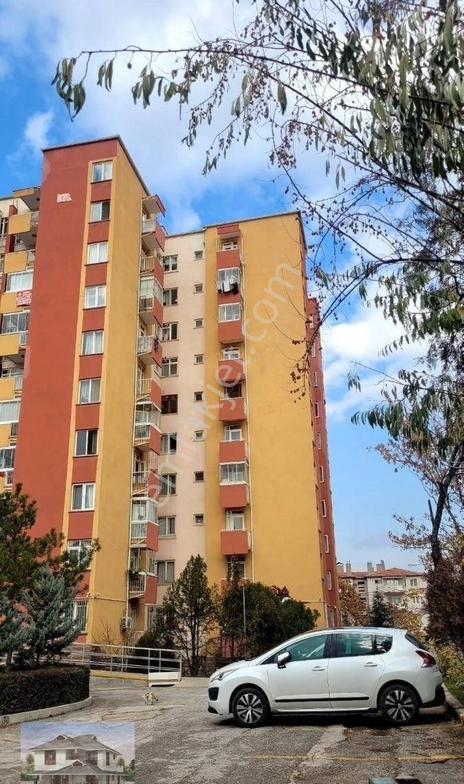 Genç Emlaktan Örnek Mahallesinin En Nezih Sitesinde 9.katta Full Yapılı Satılık Daire - Görsel 15