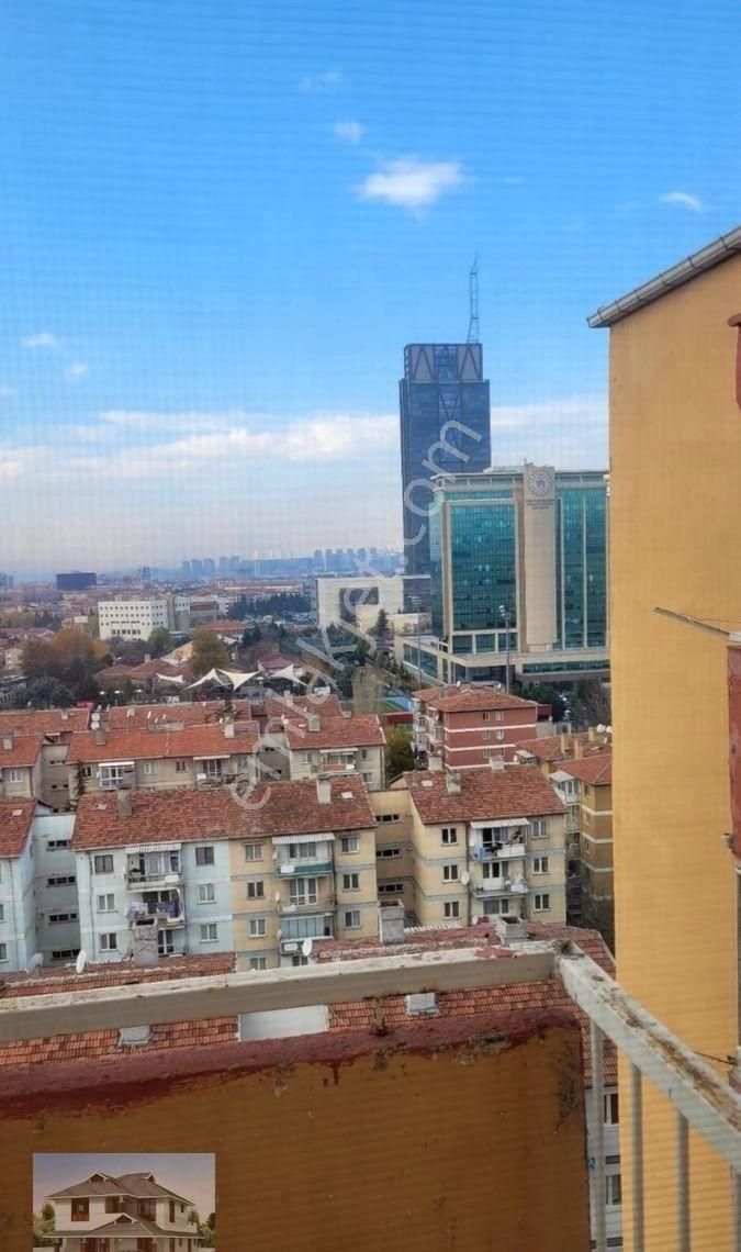 Genç Emlaktan Örnek Mahallesinin En Nezih Sitesinde 9.katta Full Yapılı Satılık Daire - Görsel 28