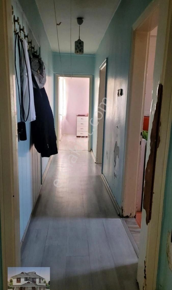 Genç Emlaktan Örnek Mahallesinin En Nezih Sitesinde 9.katta Full Yapılı Satılık Daire - Görsel 3