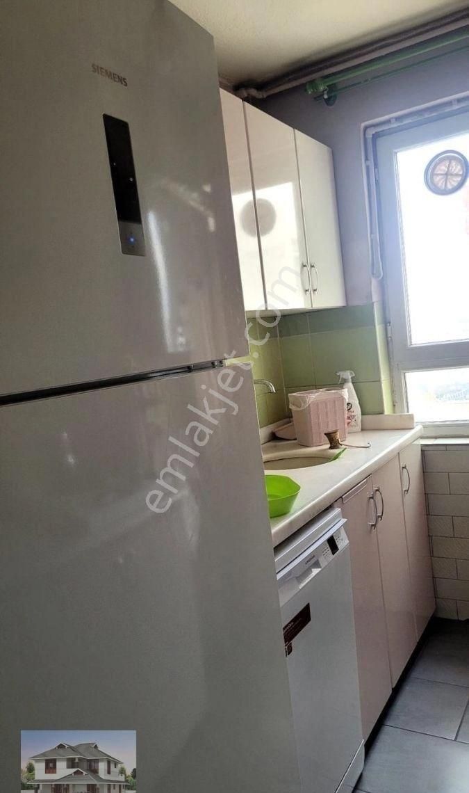 Genç Emlaktan Örnek Mahallesinin En Nezih Sitesinde 9.katta Full Yapılı Satılık Daire - Görsel 8