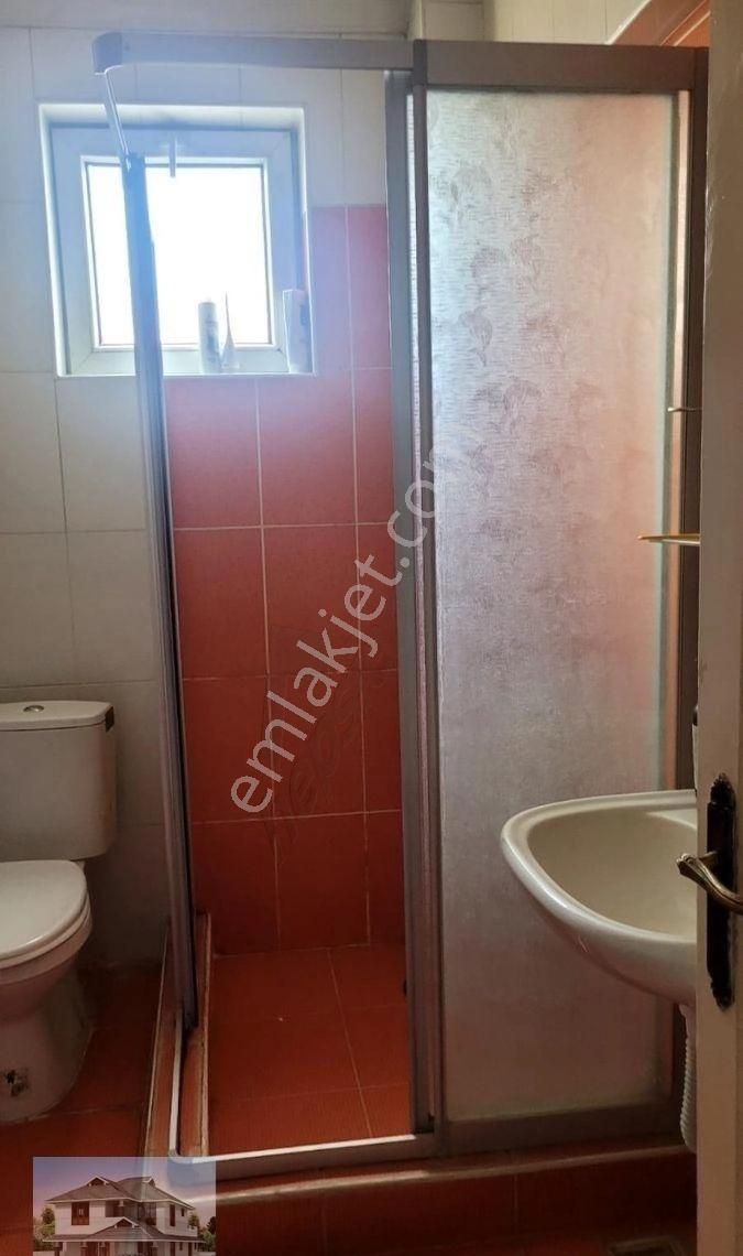 Genç Emlaktan Örnek Mahallesinin En Nezih Sitesinde 9.katta Full Yapılı Satılık Daire - Görsel 31