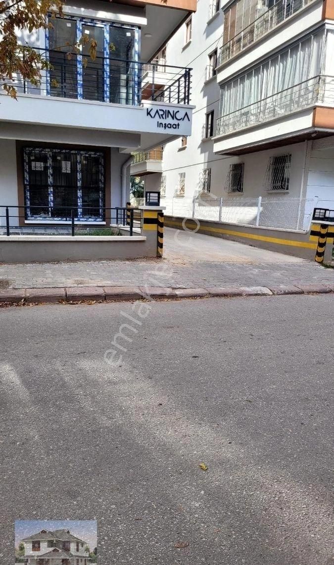 Genç Emlaktan Aydınlıkevlerde Yeni Binada 3+1 Satılık Daire - Görsel 9