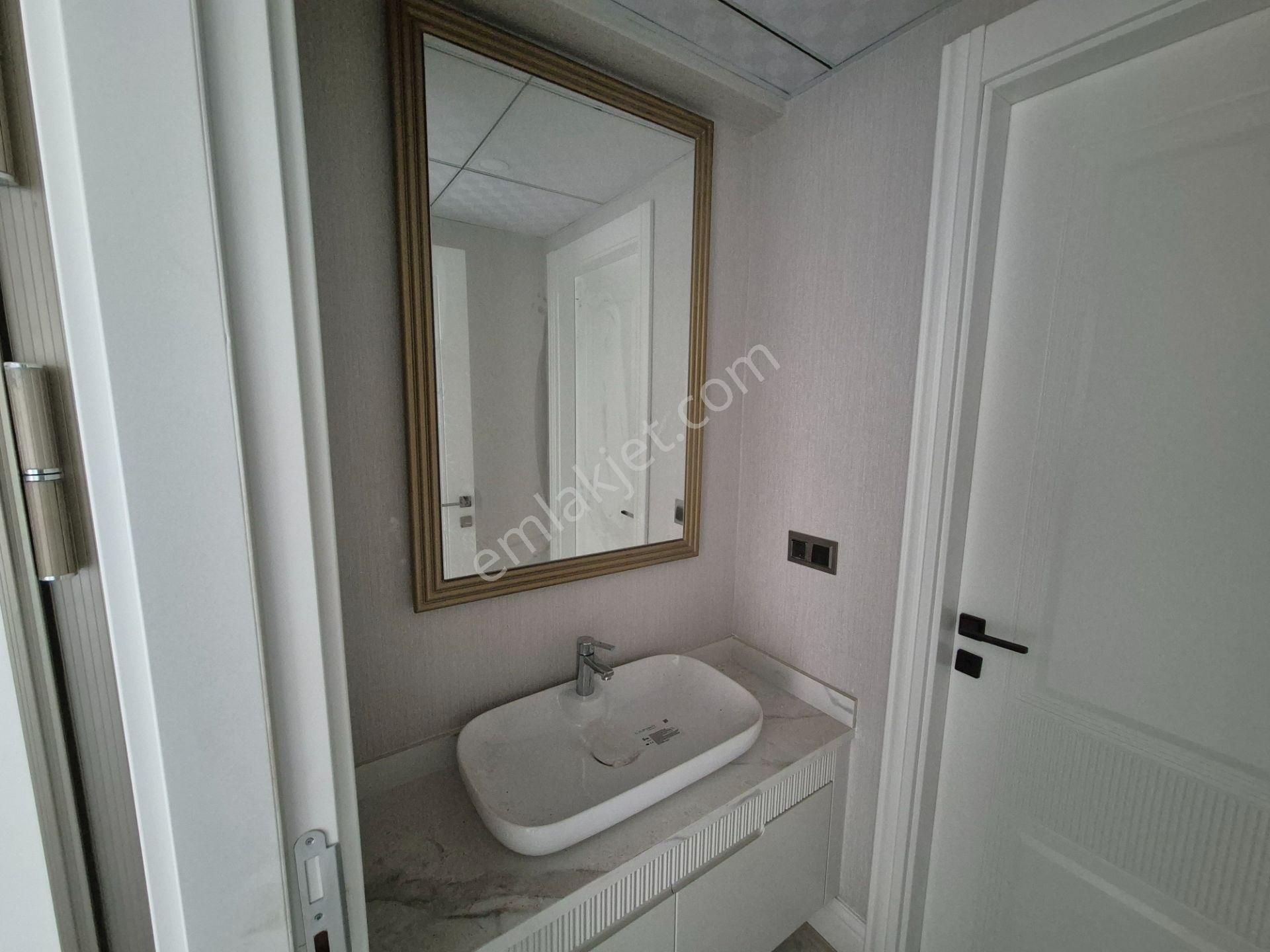 Yüksek Kredi İmkanlı Yemek Odalı İç Mimarı Tasarımlı Site İçi 3+1 Kilerli Ultra Lüks Daireler - Görsel 39