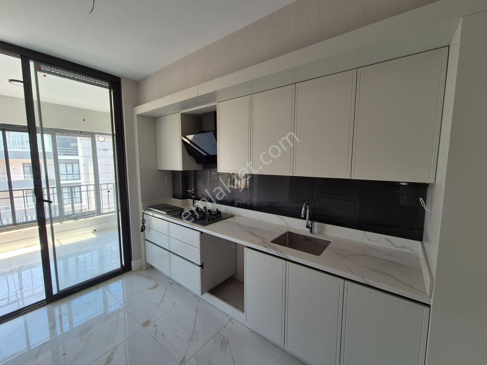 Yüksek Kredi İmkanlı Yemek Odalı İç Mimarı Tasarımlı Site İçi 3+1 Kilerli Ultra Lüks Daireler - Görsel 12