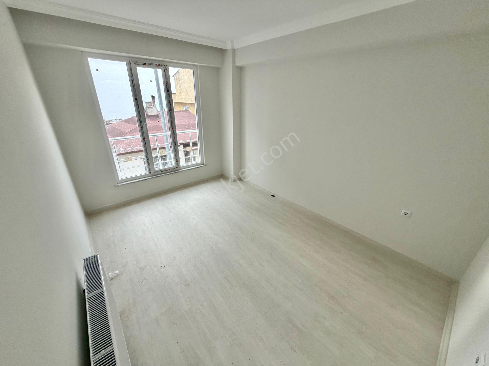 Home And Car'dan Edremite Ayrı Mutfaklı Önü Açık 2+1 Sıfır Daire - Görsel 13