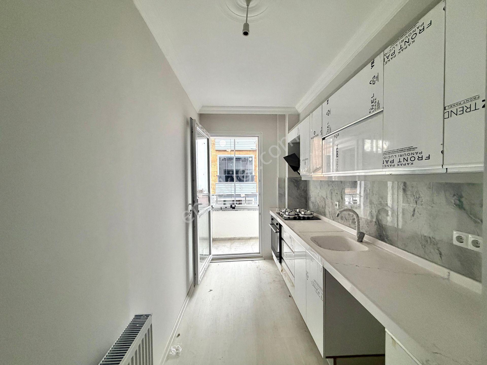 Home And Car'dan Edremite Ayrı Mutfaklı Önü Açık 2+1 Sıfır Daire - Görsel 3