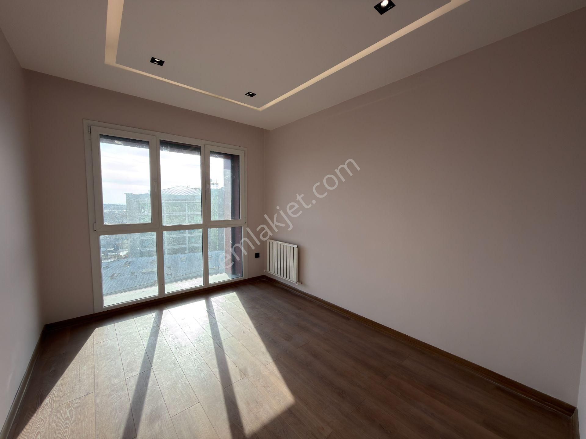 Site İçerisinde Akıllı Ev Sistemli Lüks 2+1 Daire - Görsel 8