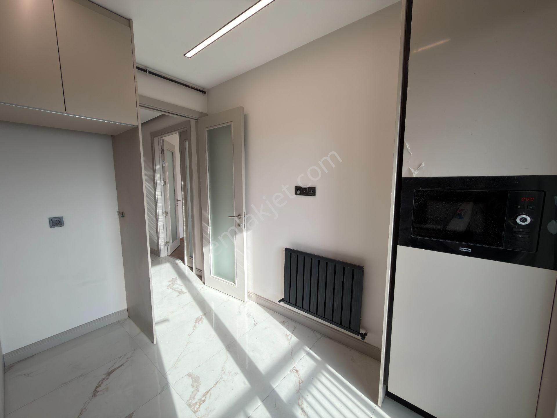 Site İçerisinde Akıllı Ev Sistemli Lüks 2+1 Daire - Görsel 3