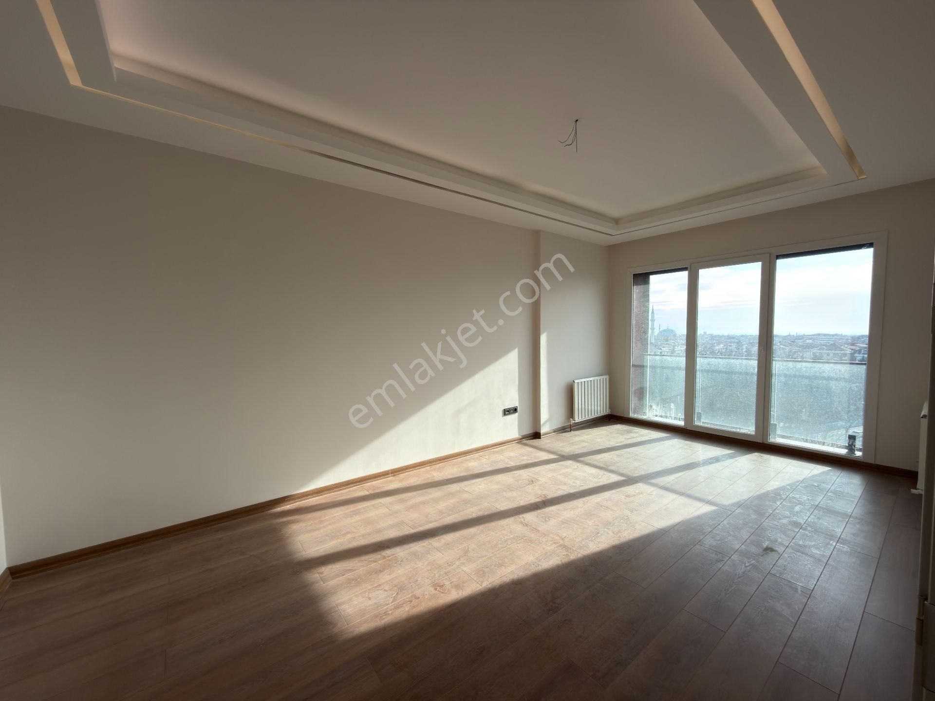 Site İçerisinde Akıllı Ev Sistemli Lüks 2+1 Daire - Görsel 4