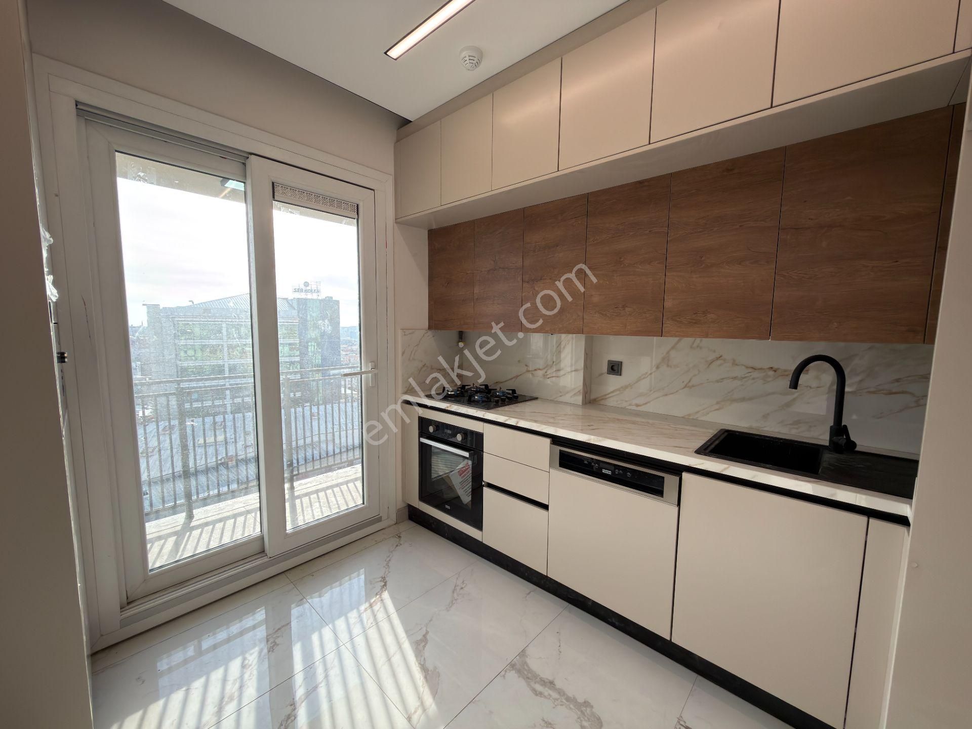 Site İçerisinde Akıllı Ev Sistemli Lüks 2+1 Daire