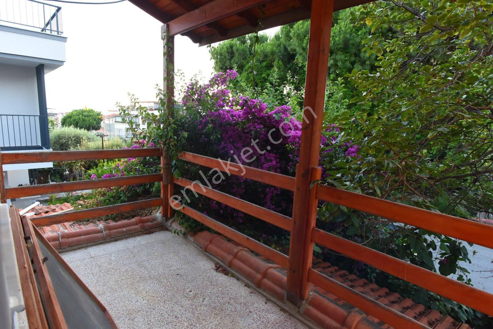 Özderede Kaçmaz Villa Merkezi Lokasyonda Denize 450 Metre 3+1 Dublek Villa - Görsel 6