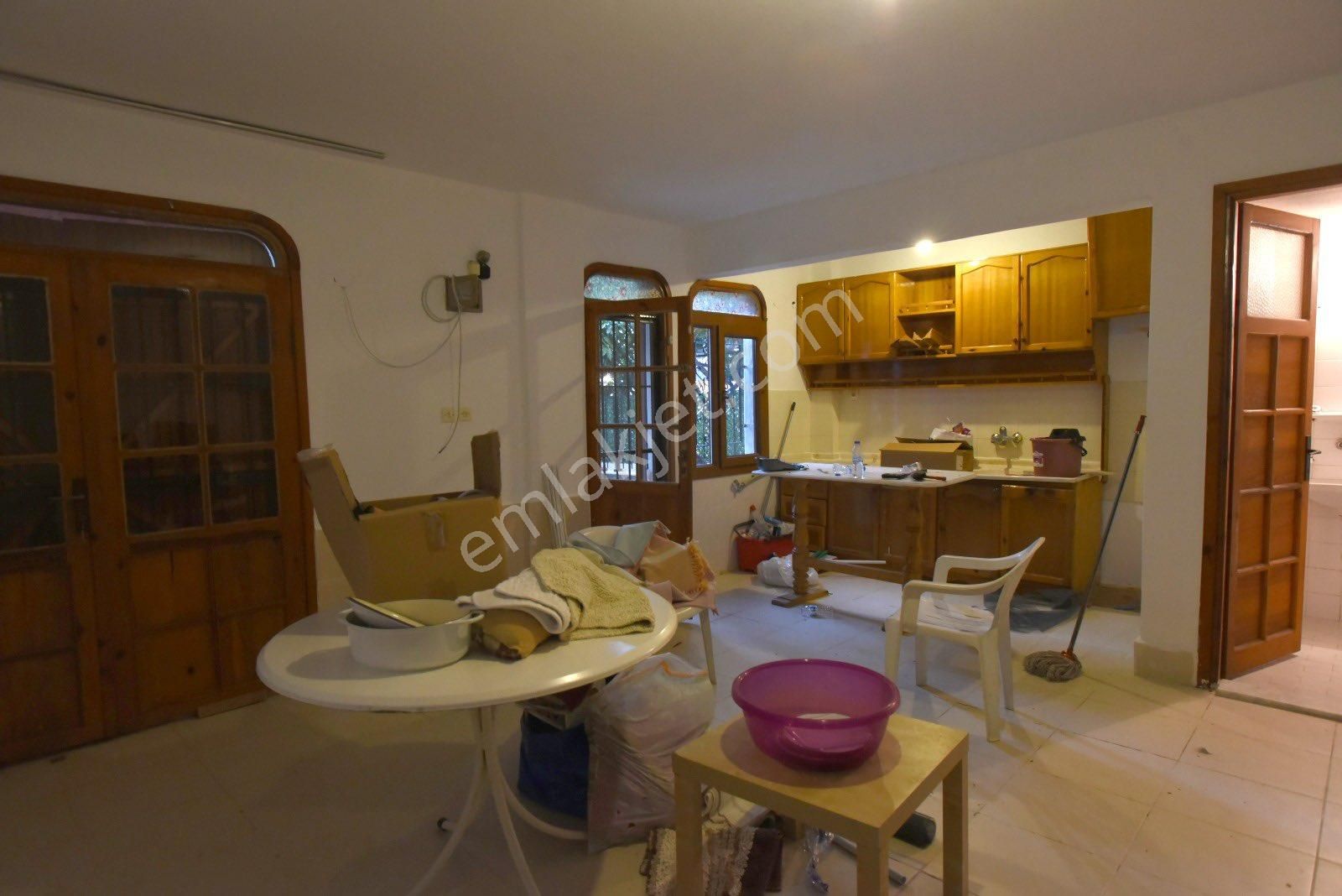 Özderede Kaçmaz Villa Merkezi Lokasyonda Denize 450 Metre 3+1 Dublek Villa - Görsel 18