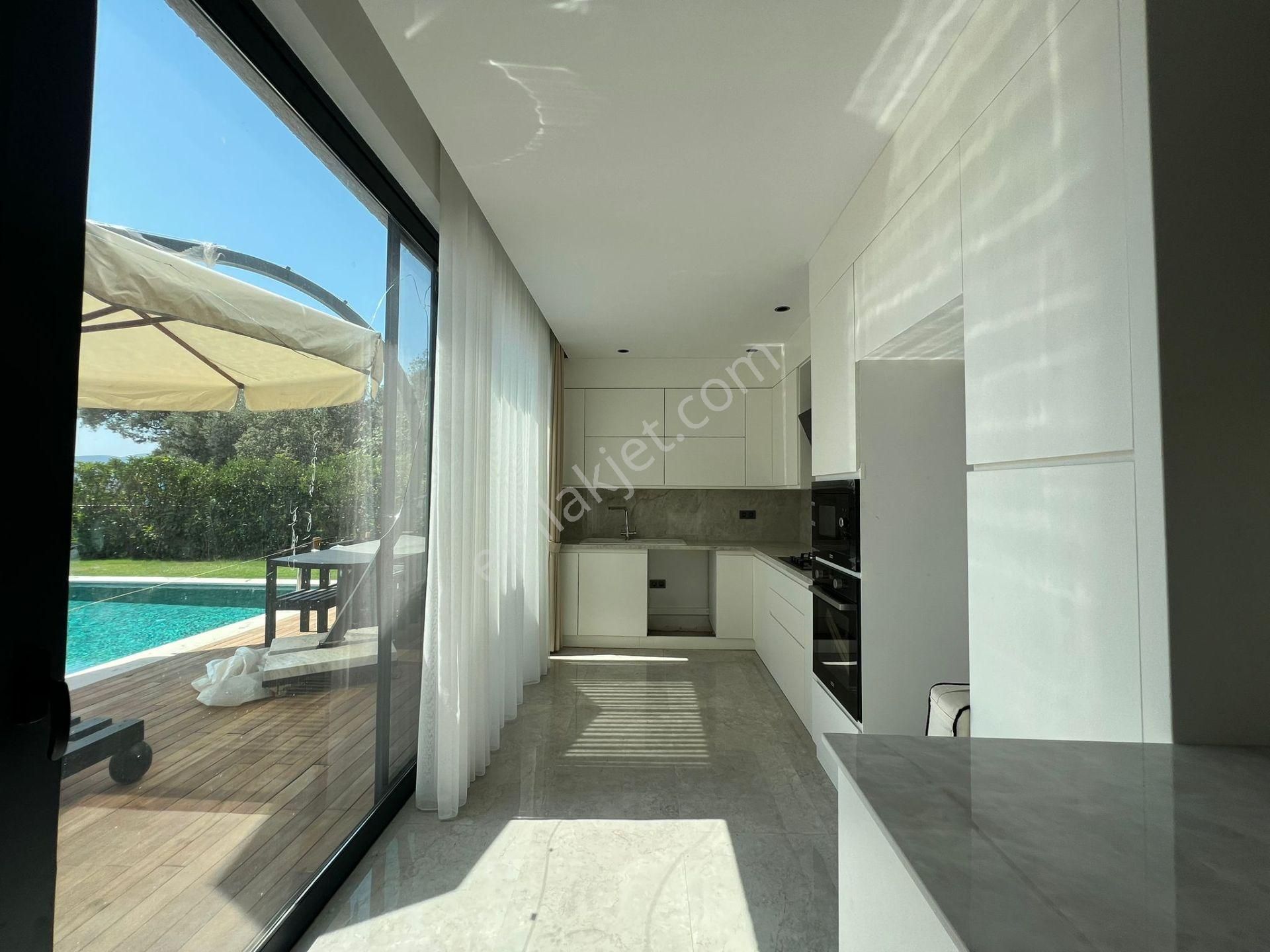 Bodrum'da Satılık Gündoğanda Deniz Manzaralı 3+1 Villa - Görsel 9