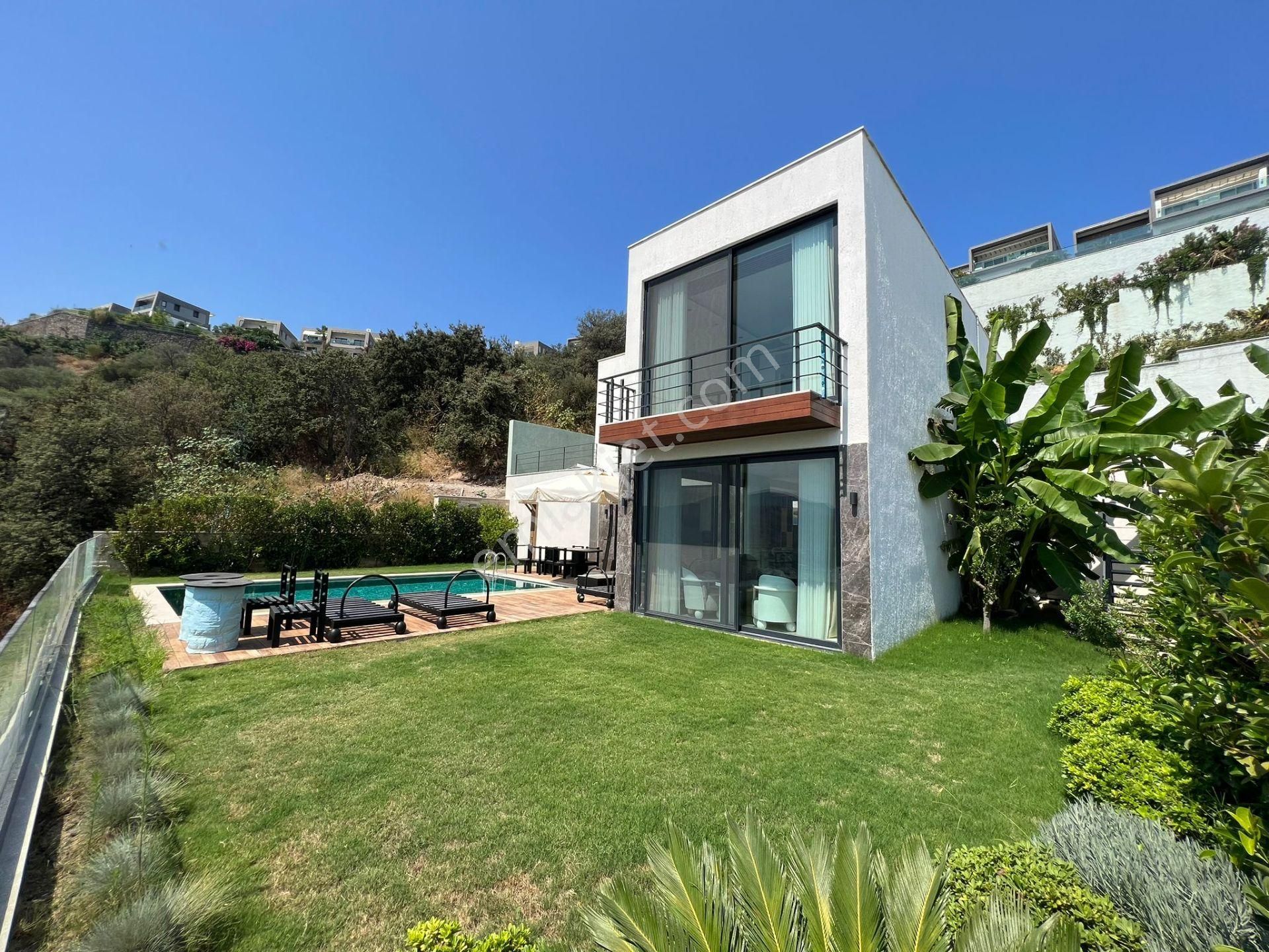 Bodrum'da Satılık Gündoğanda Deniz Manzaralı 3+1 Villa - Görsel 3