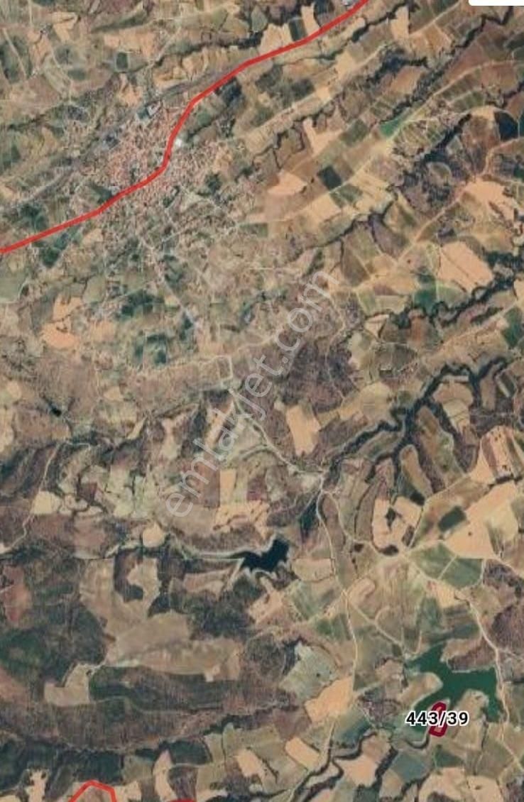 Uşak Eşme Yeleğen Kasabası Baraj Kenarında 6285m2 Satılık Tarla - Görsel 6