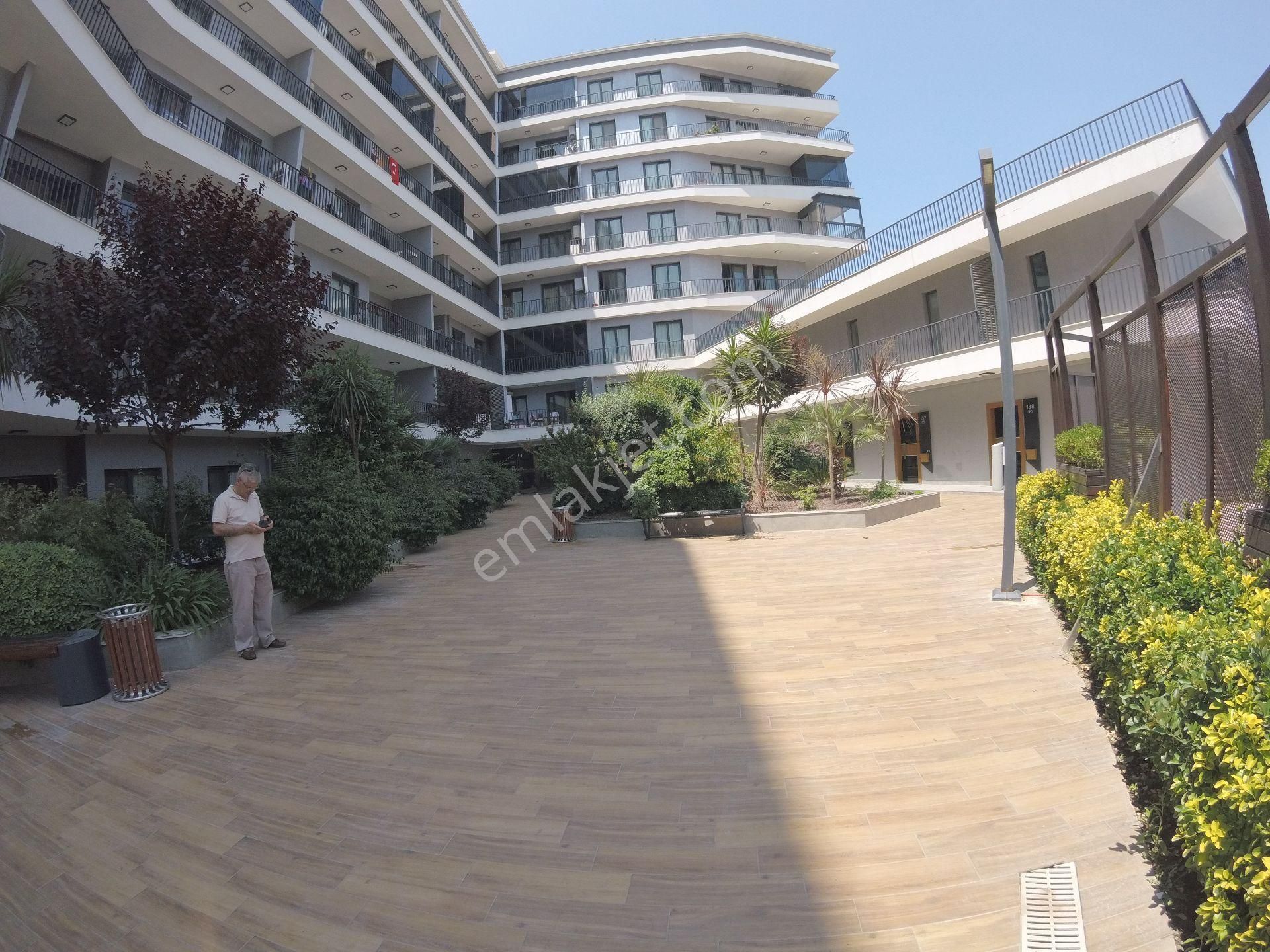 Bornova Avcılar Prestijde Kiracısız 3+1 Havuz Cepheli Satılık - Görsel 9