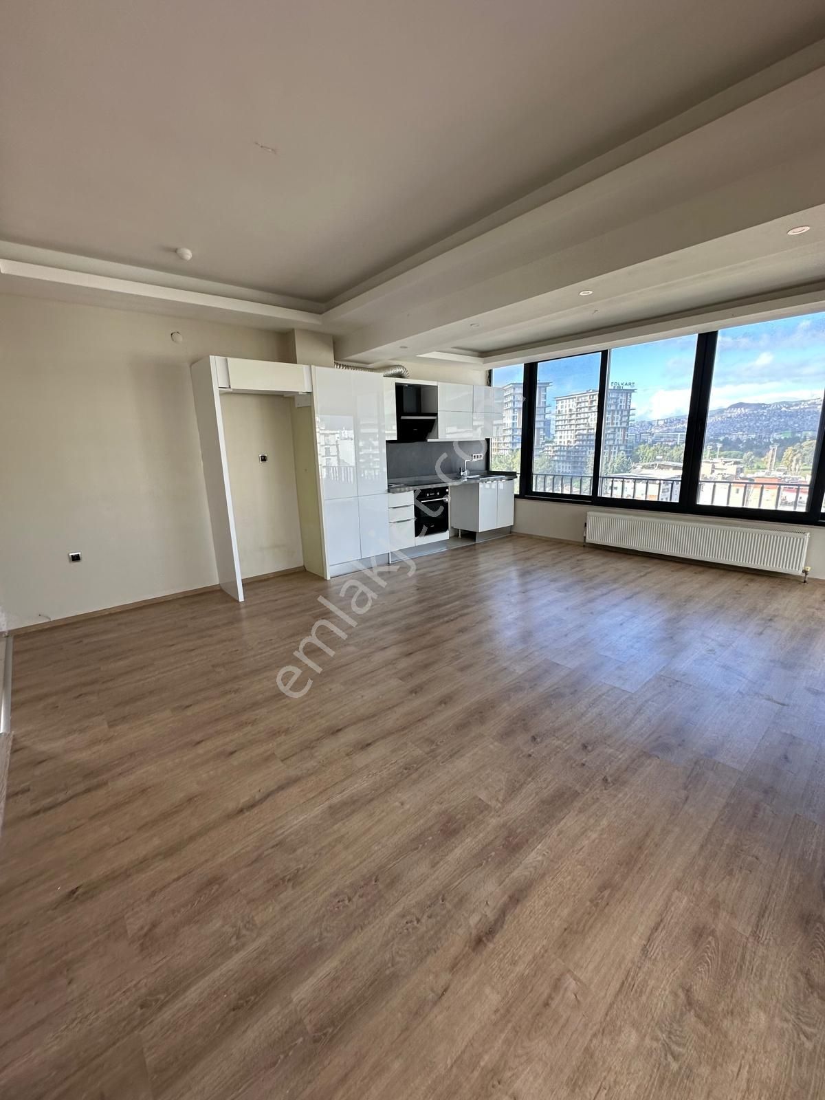 Bornova Avcılar Prestijde Kiracısız 3+1 Havuz Cepheli Satılık - Görsel 23