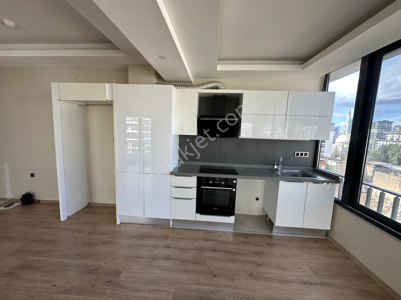 Bornova Avcılar Prestijde Kiracısız 3+1 Havuz Cepheli Satılık - Görsel 28