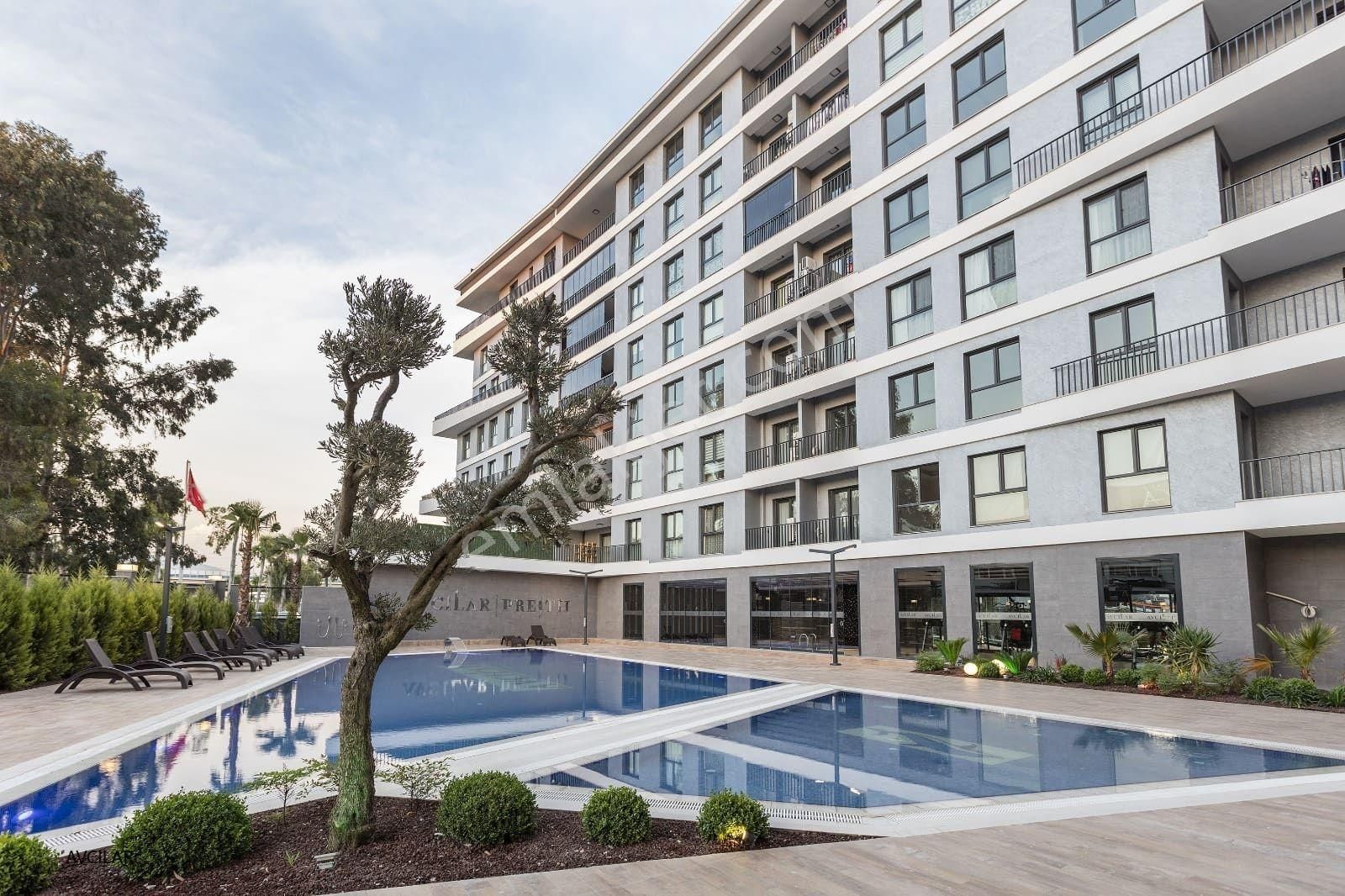 Bornova Avcılar Prestijde Kiracısız 3+1 Havuz Cepheli Satılık - Görsel 17