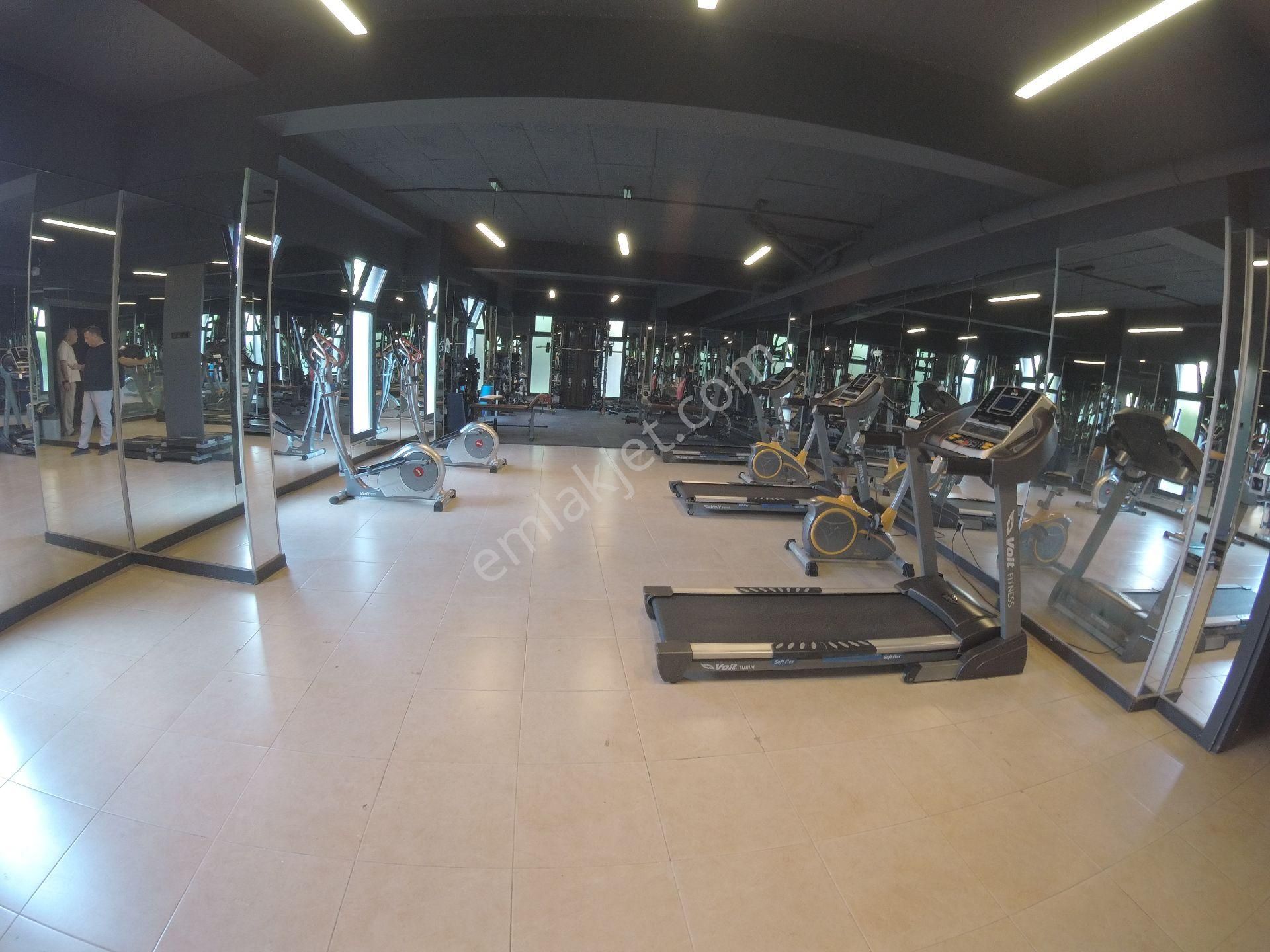 Bornova Avcılar Prestijde Kiracısız 3+1 Havuz Cepheli Satılık - Görsel 16