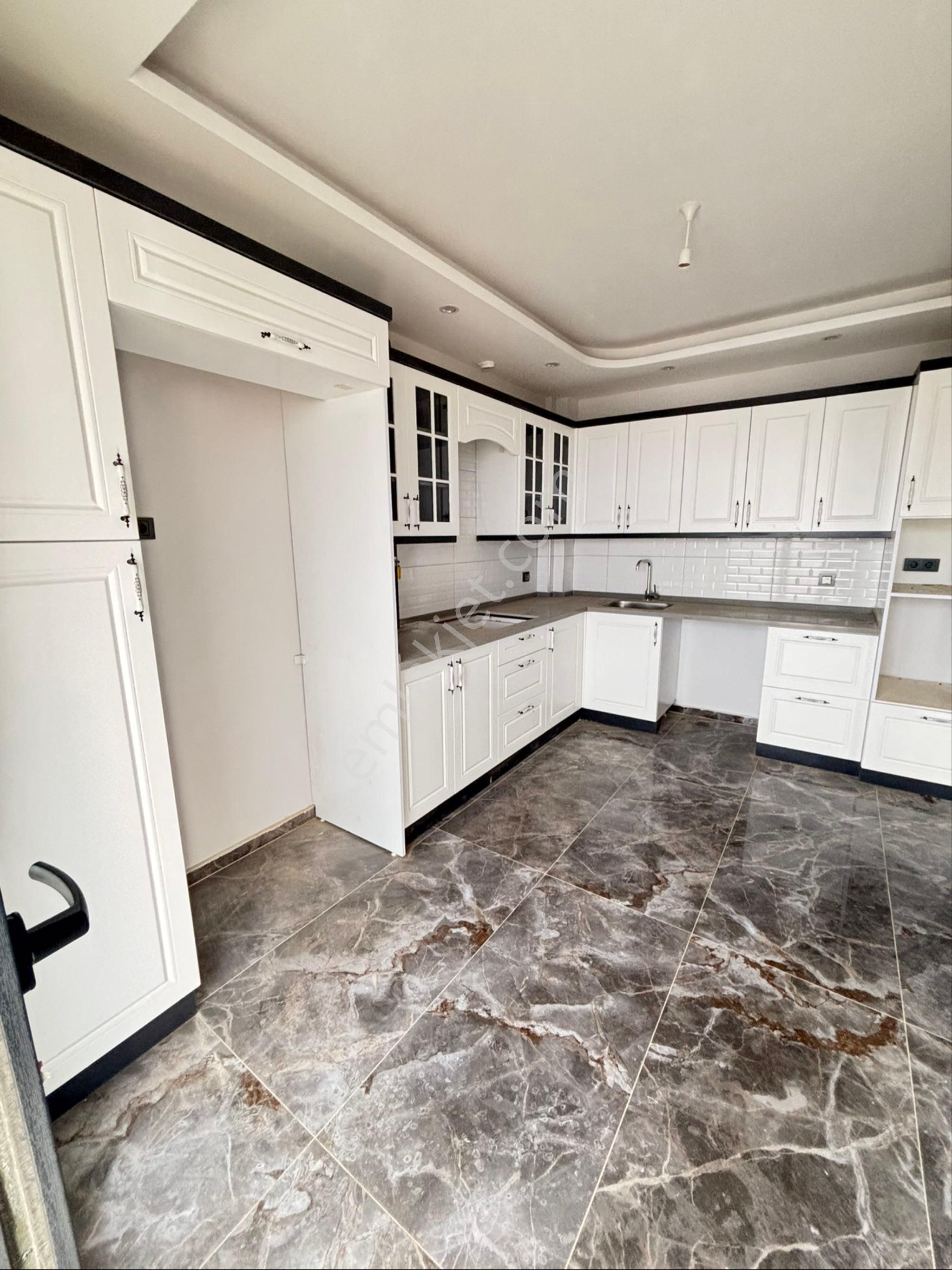 Nazilli Pınarbaşında Satılık 3+1 Satılık Daire - Görsel 3