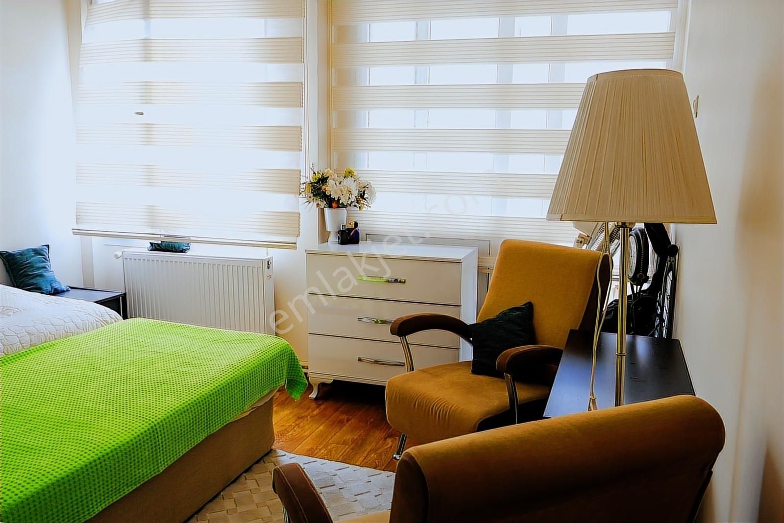 Karşıyaka Girne Caddesi 3+1 Satılık Daire - Görsel 3