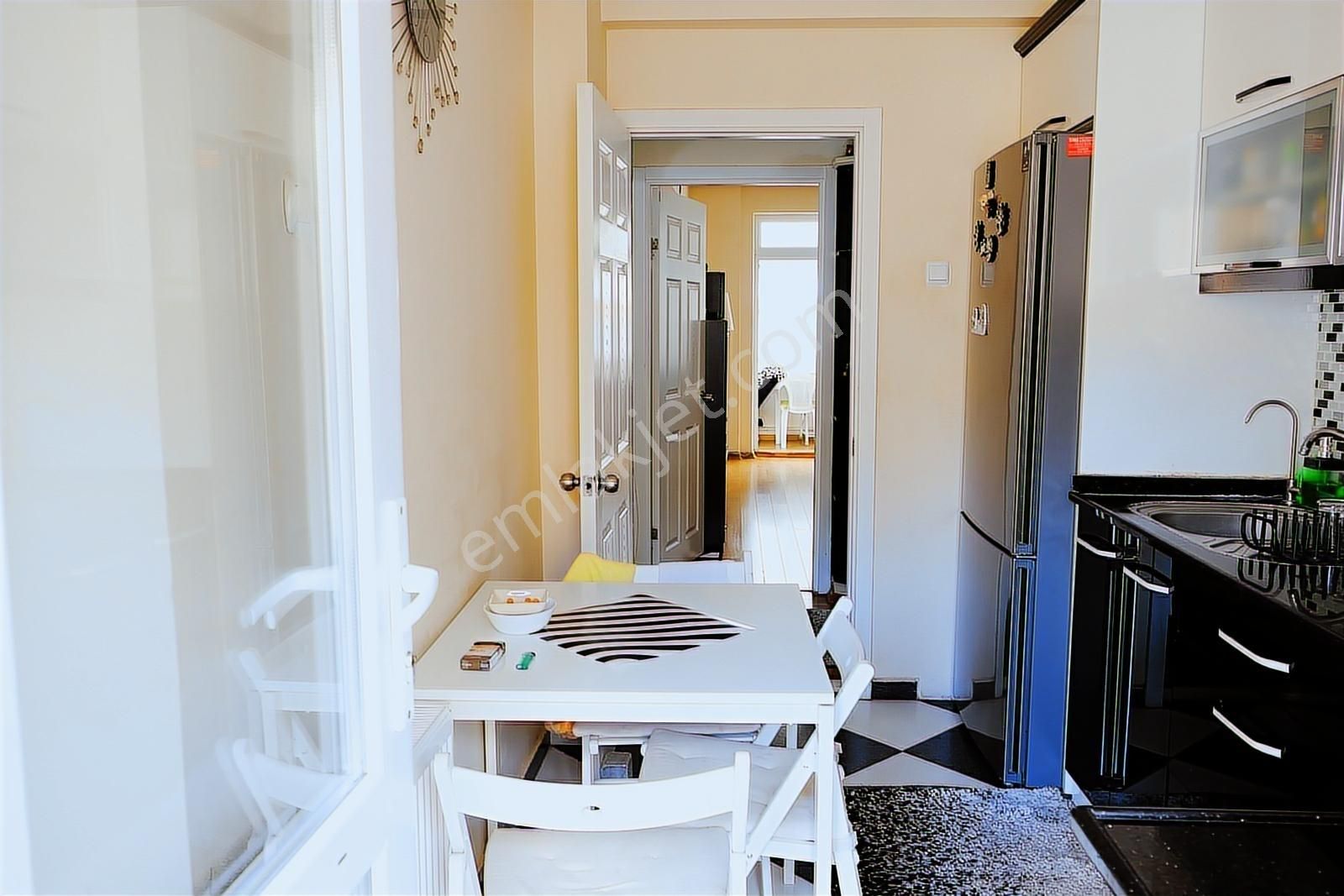 Karşıyaka Girne Caddesi 3+1 Satılık Daire - Görsel 23